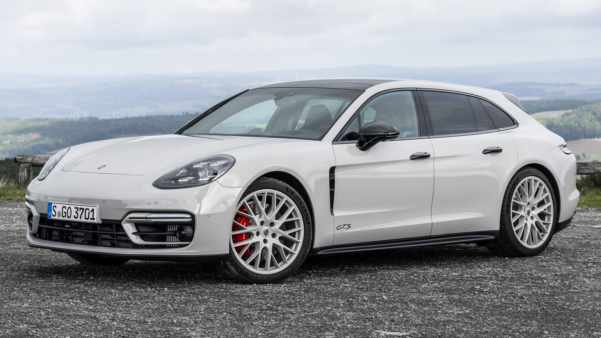 Завантажити шпалери Porsche Panamera Gts Sport Turismo на телефон безкоштовно