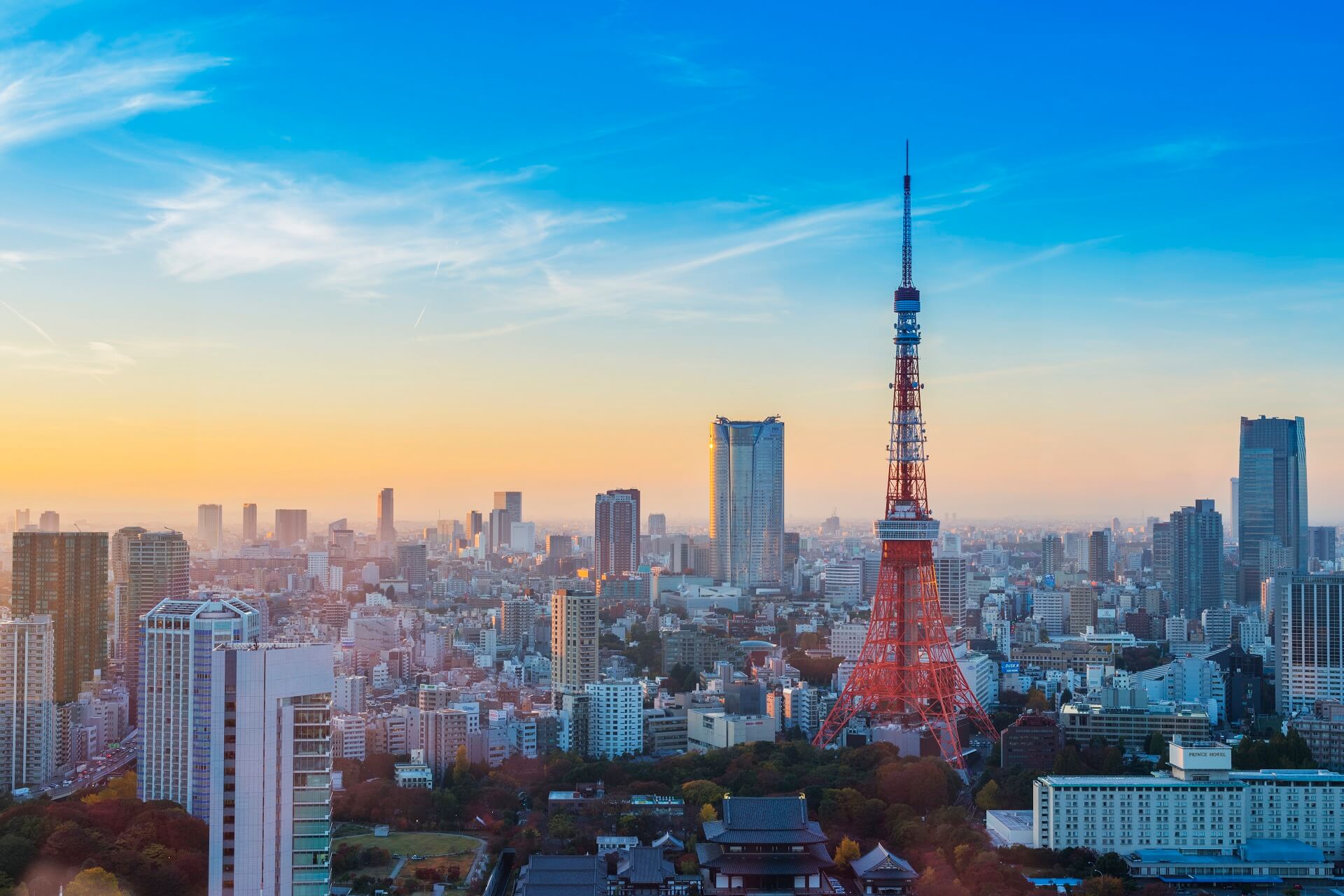 Скачать картинку Города, Город, Япония, Городской Пейзаж, Токио, Сделано Человеком, Токийская Башня в телефон бесплатно.