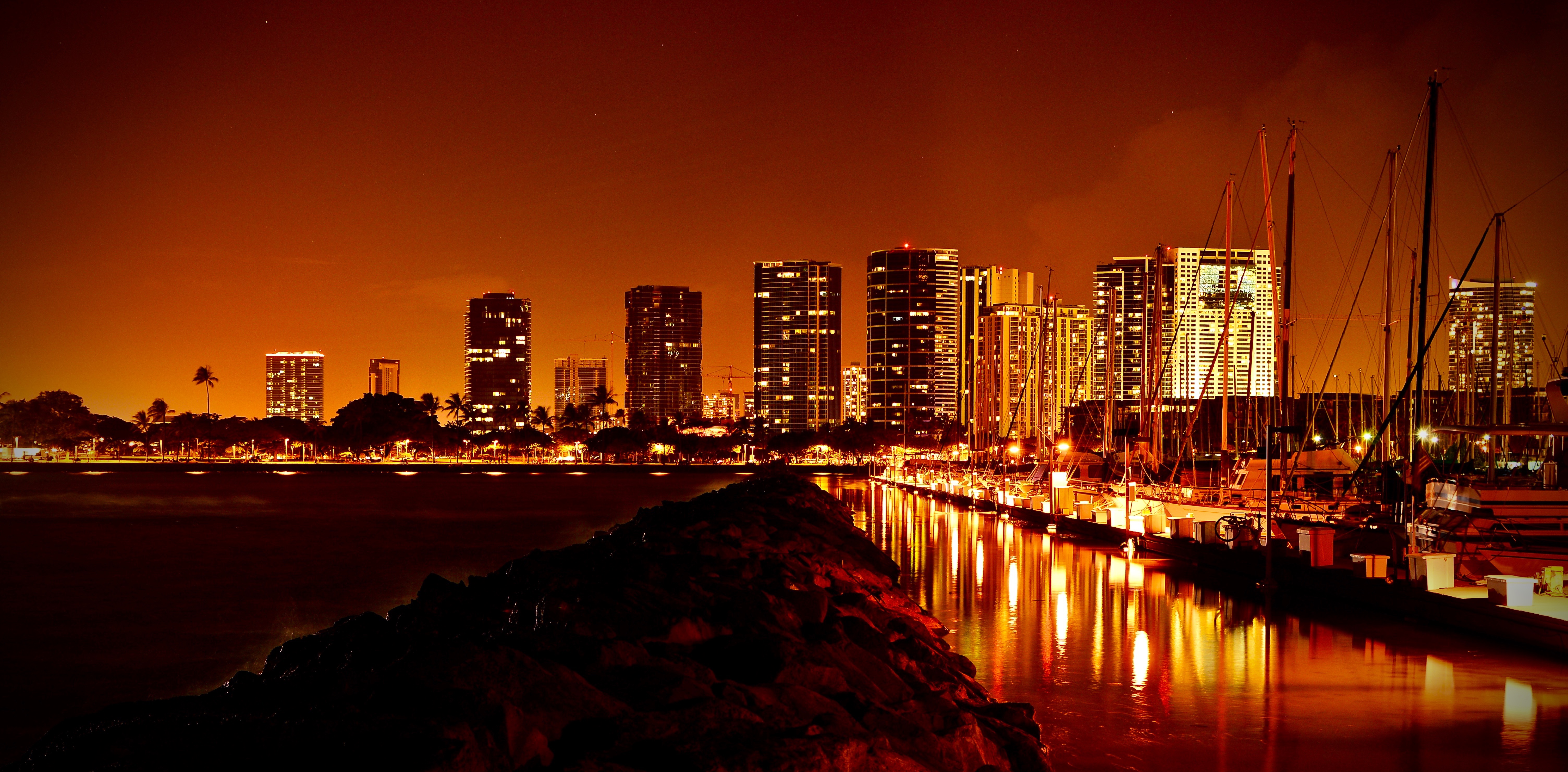 Free download wallpaper Cities, Reflection, Night City, Glow on your PC desktop