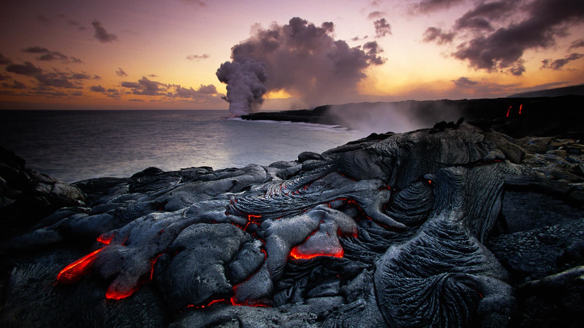 Скачать обои бесплатно Дым, Океан, Вулкан, Лава, Вулканы, Земля/природа картинка на рабочий стол ПК