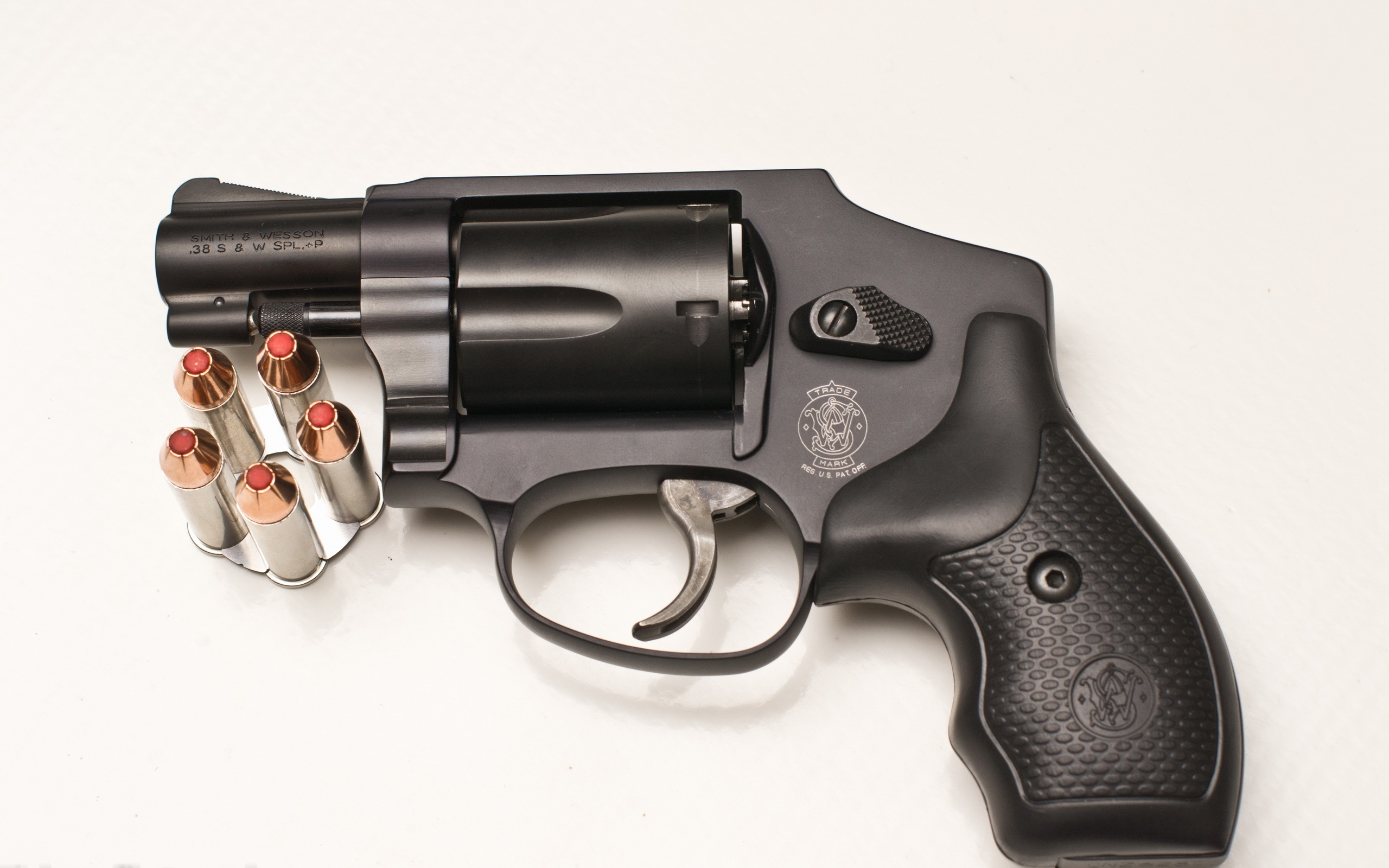 540938 скачать обои оружие, специальный револьвер smith & wesson 38, пули, пистолет - заставки и картинки бесплатно