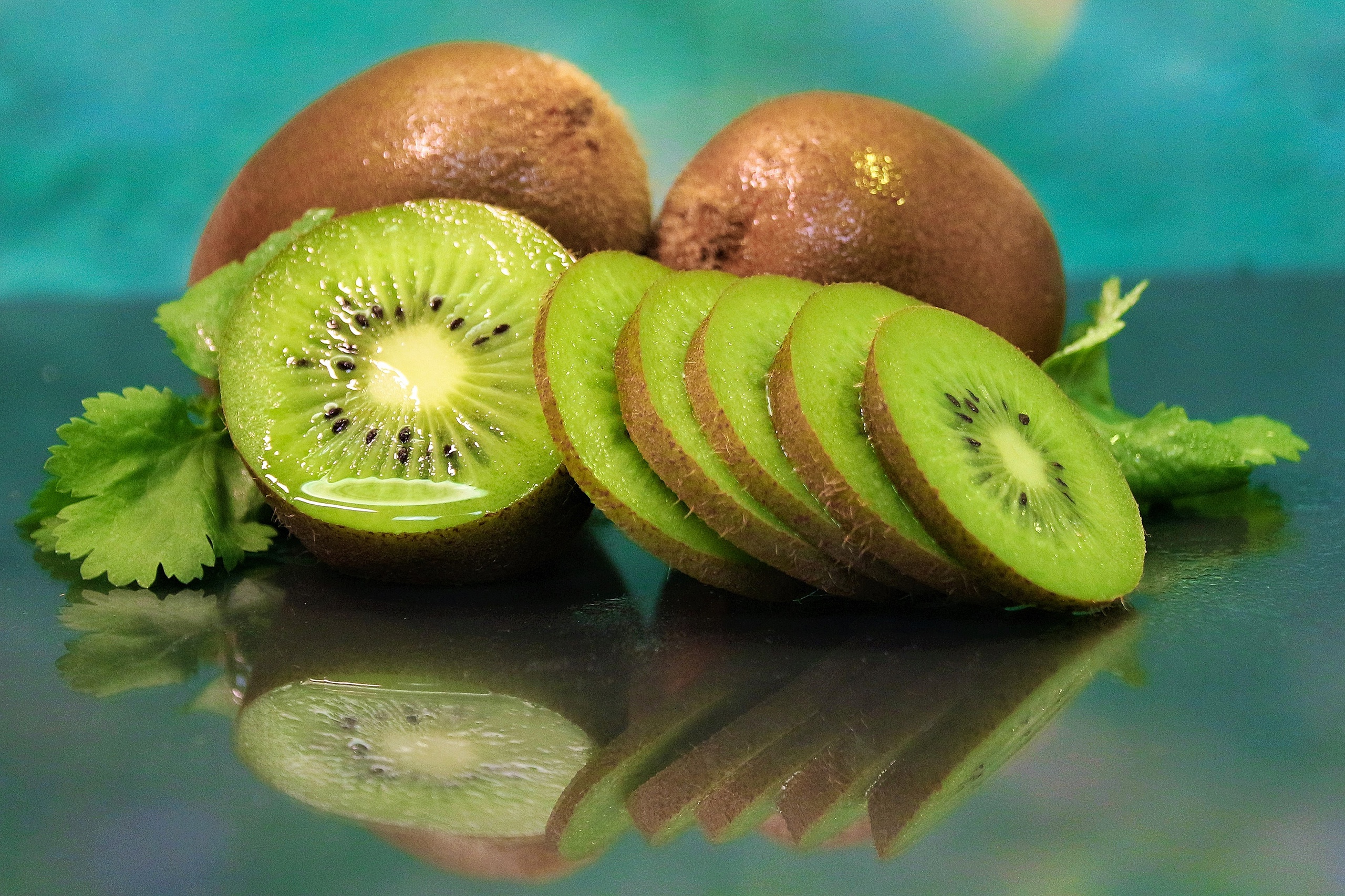 Free download wallpaper Fruits, Food, Kiwi, Fruit on your PC desktop