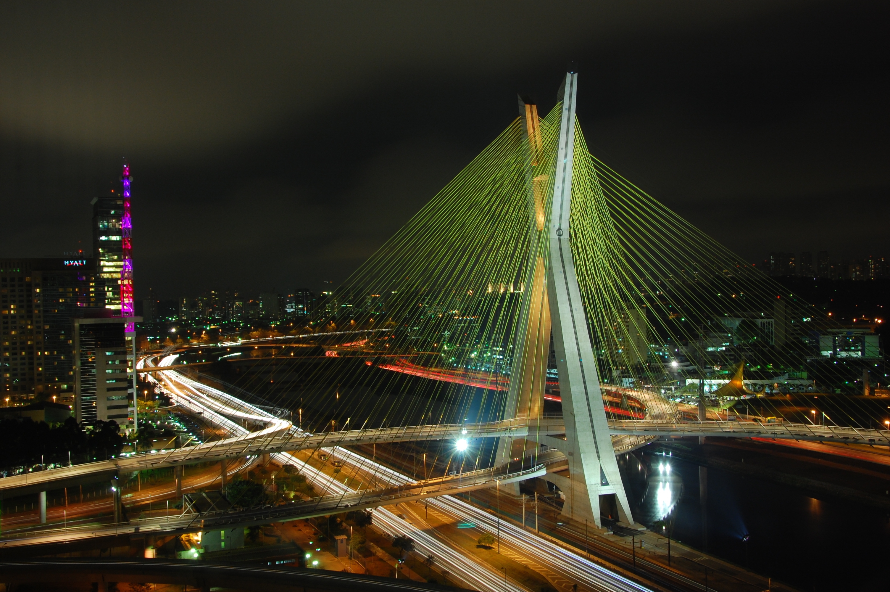 Скачать обои бесплатно Город, Дорога, Огни, Города, Река, Бразилия, Мосты картинка на рабочий стол ПК