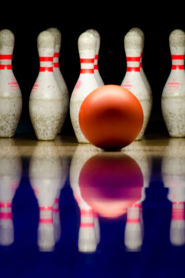 Download mobile wallpaper Sports, Reflection, Ball, Bowling for free.