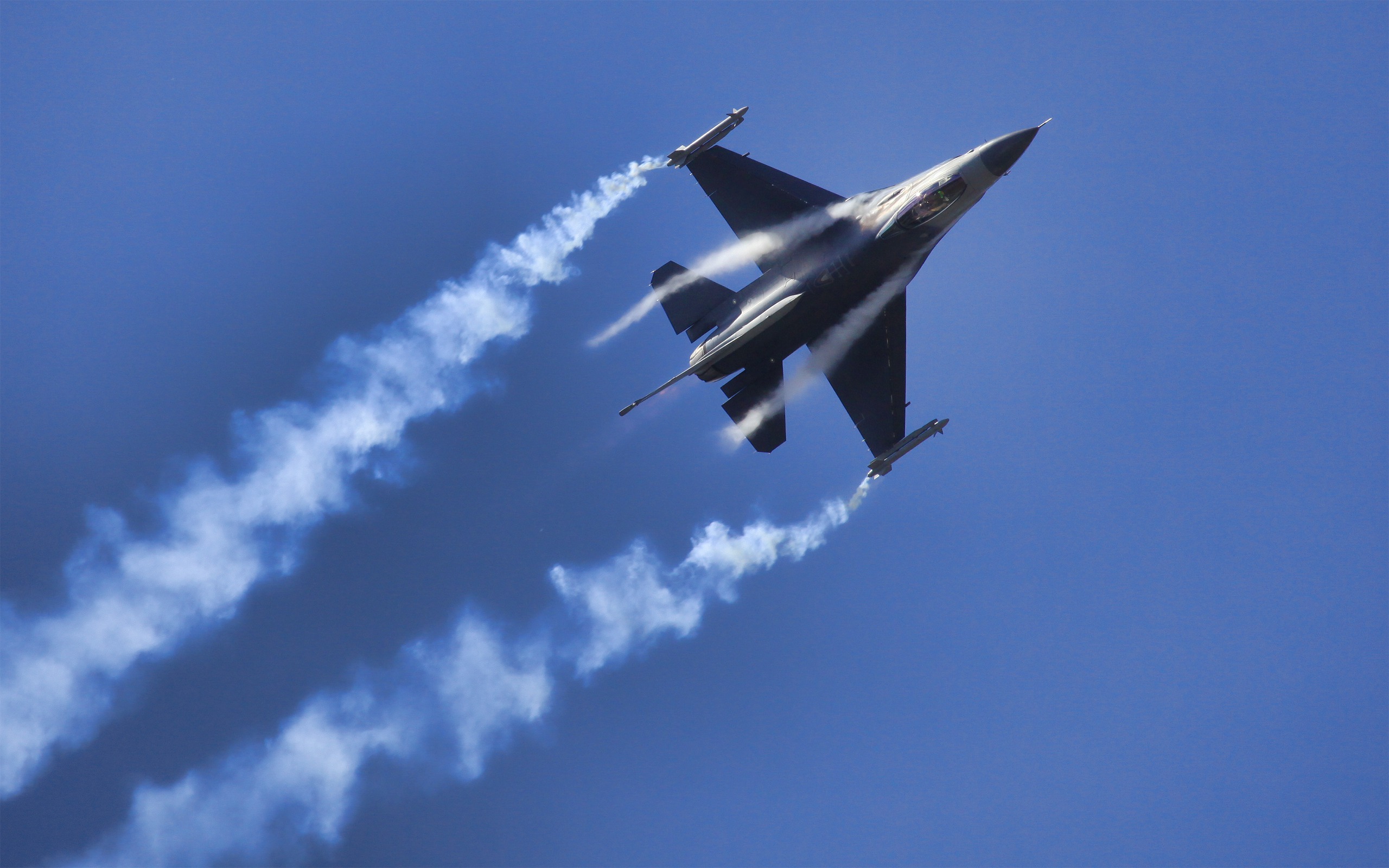 Download mobile wallpaper Military, General Dynamics F 16 Fighting Falcon, Jet Fighters for free.