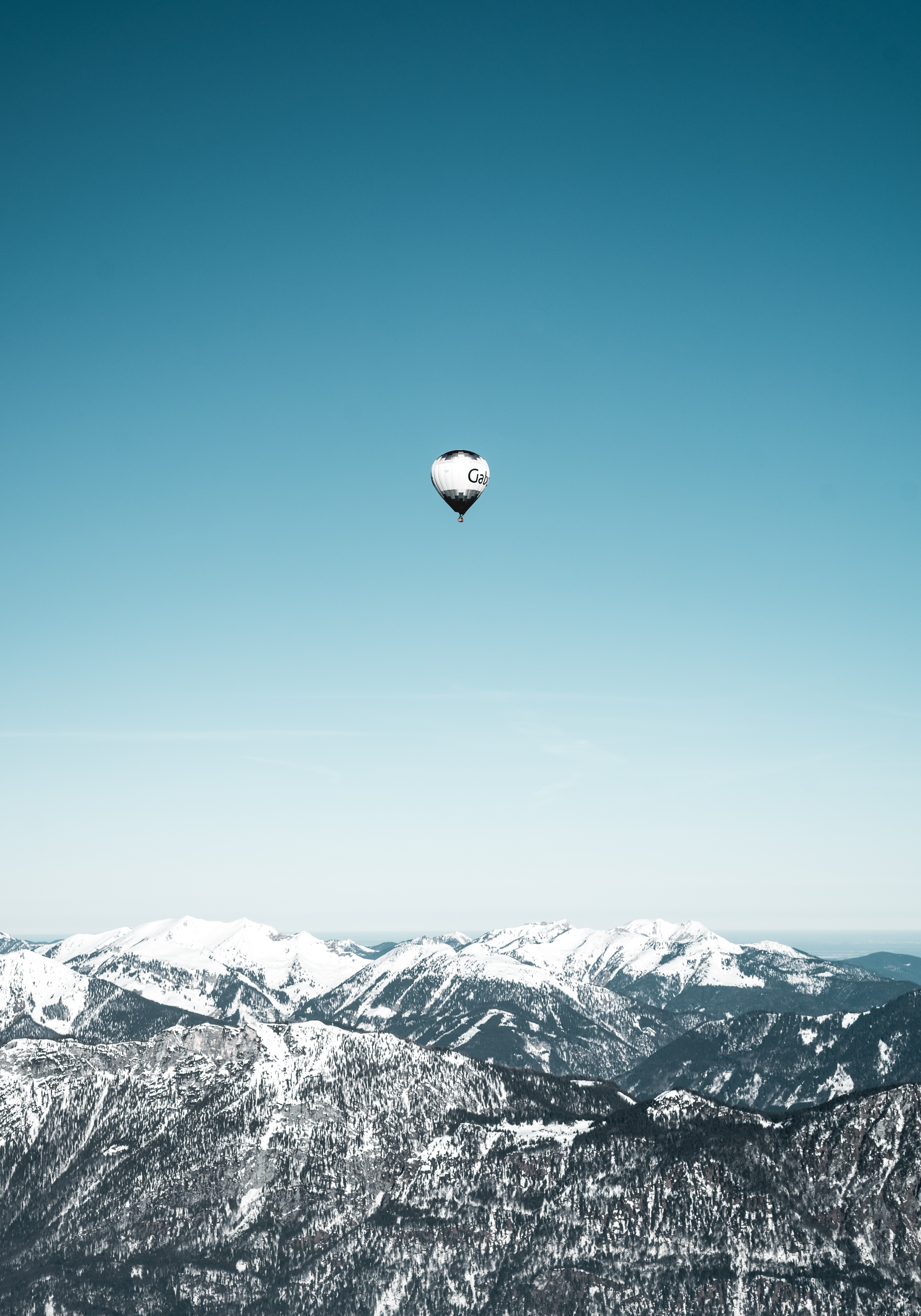 Free download wallpaper Mountains, Miscellanea, Miscellaneous, Flight, Height, Balloon, Sky on your PC desktop