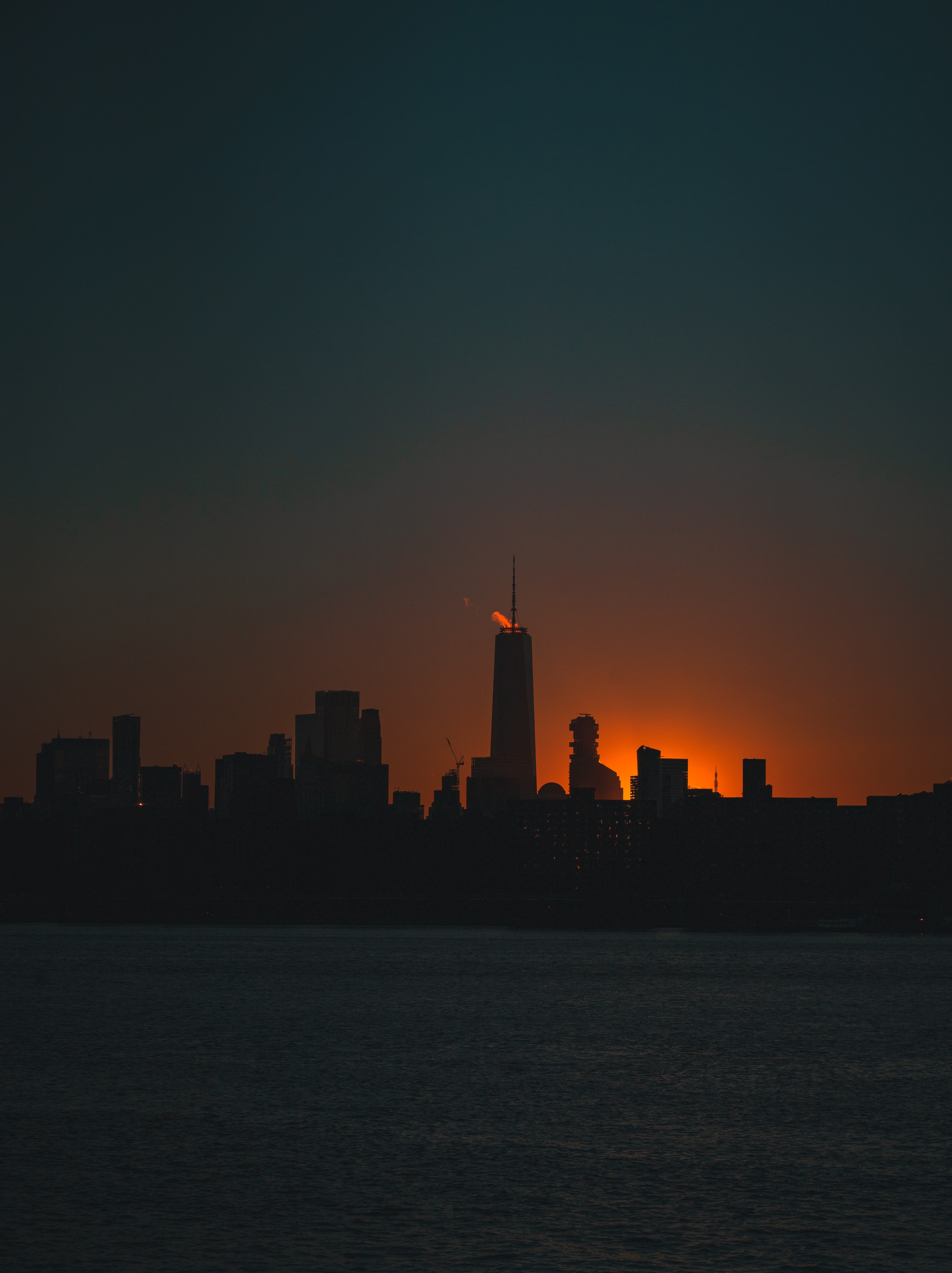 Free download wallpaper Building, Sunset, City, Dark, Silhouettes on your PC desktop