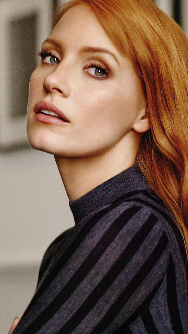 Download mobile wallpaper Redhead, Face, Blue Eyes, American, Celebrity, Actress, Jessica Chastain for free.