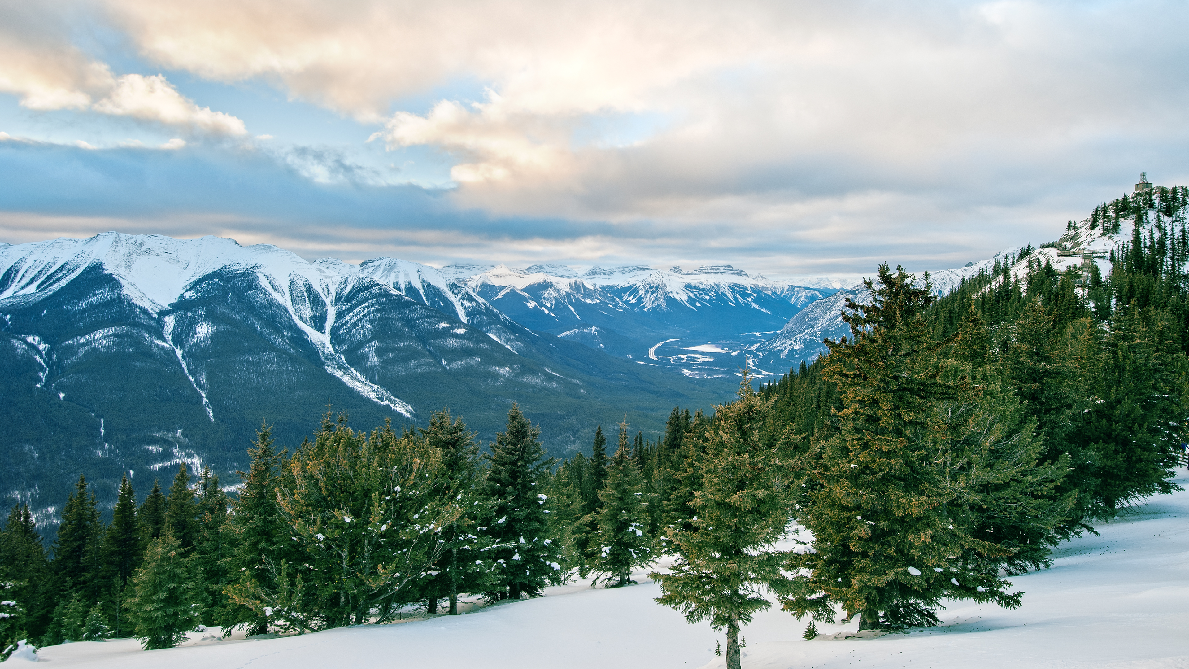 Скачать обои бесплатно Зима, Природа, Снег, Гора, Лес, Долина, Ландшафт, Земля/природа картинка на рабочий стол ПК