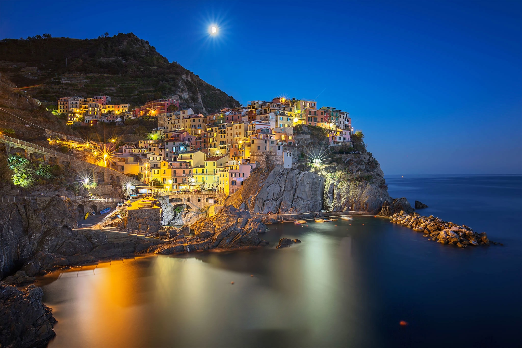 PCデスクトップに海, イタリア, マナローラ, マンメイド, リグリア, タウンズ画像を無料でダウンロード