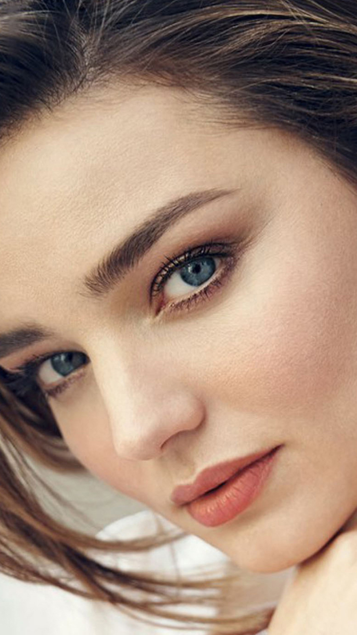 Descarga gratuita de fondo de pantalla para móvil de Celebridades, Miranda Kerr.