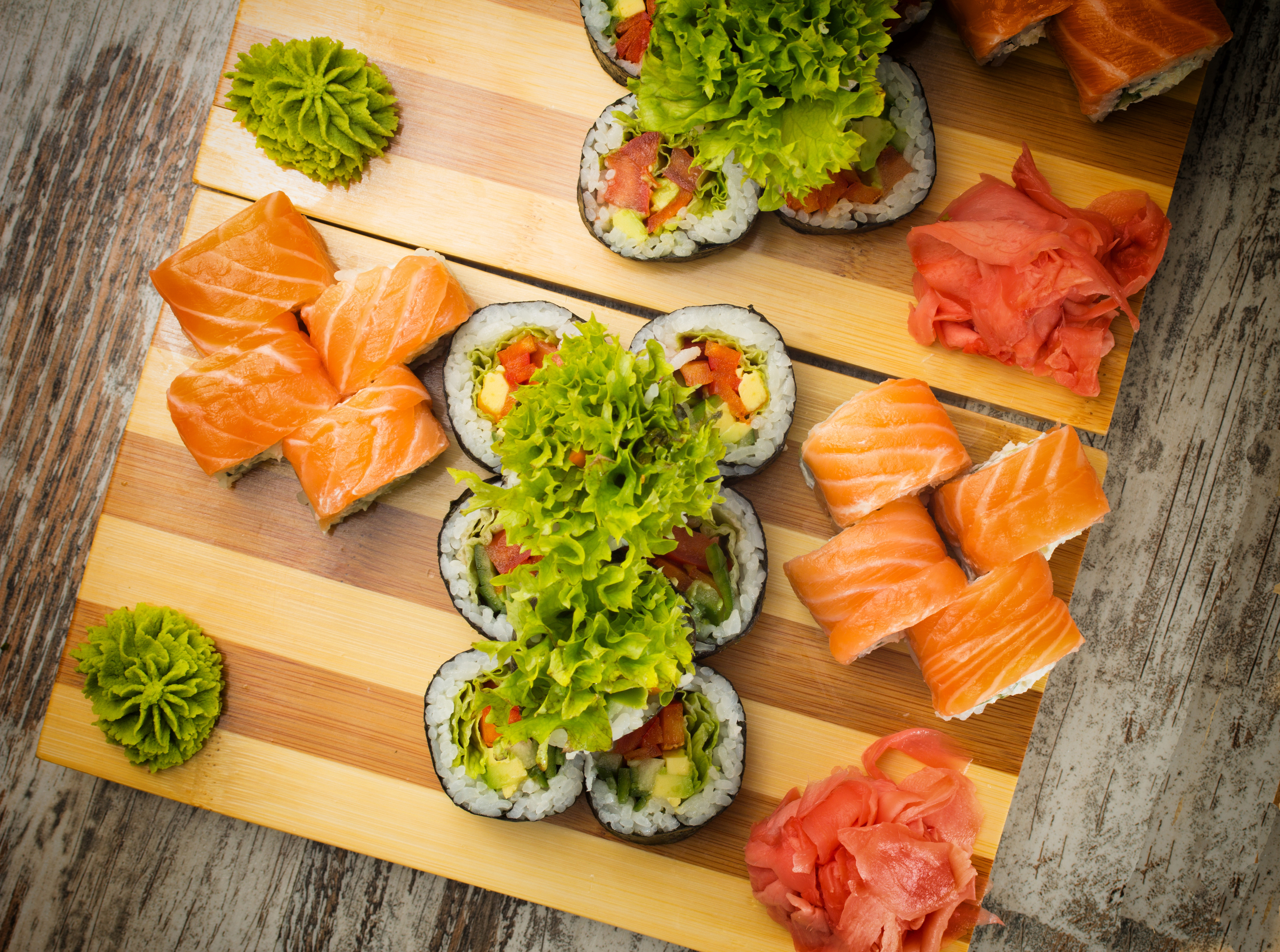 Laden Sie das Sushi, Fisch, Meeresfrüchte, Nahrungsmittel, Reis, Stillleben-Bild kostenlos auf Ihren PC-Desktop herunter