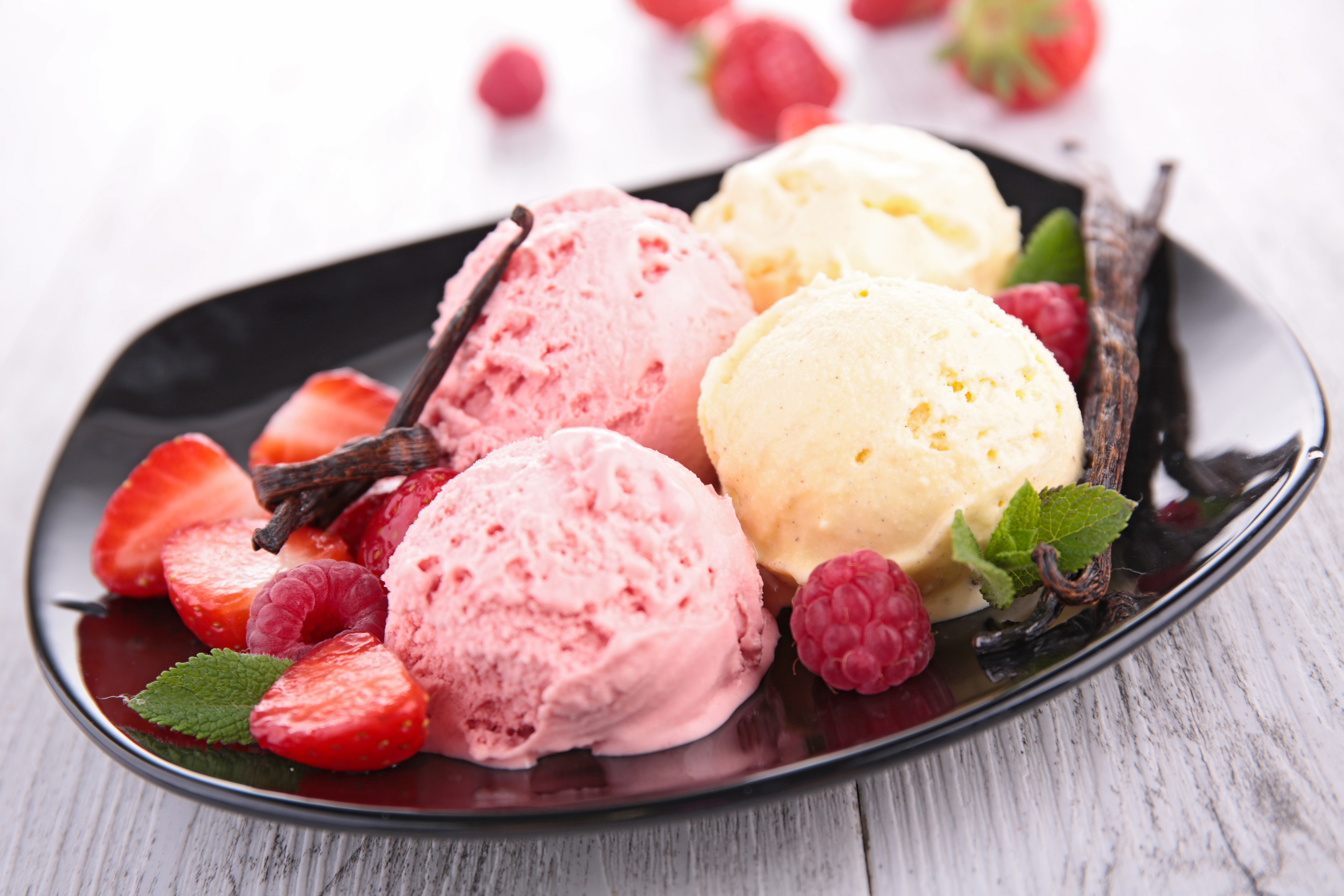 Free download wallpaper Food, Strawberry, Summer, Raspberry, Ice Cream on your PC desktop