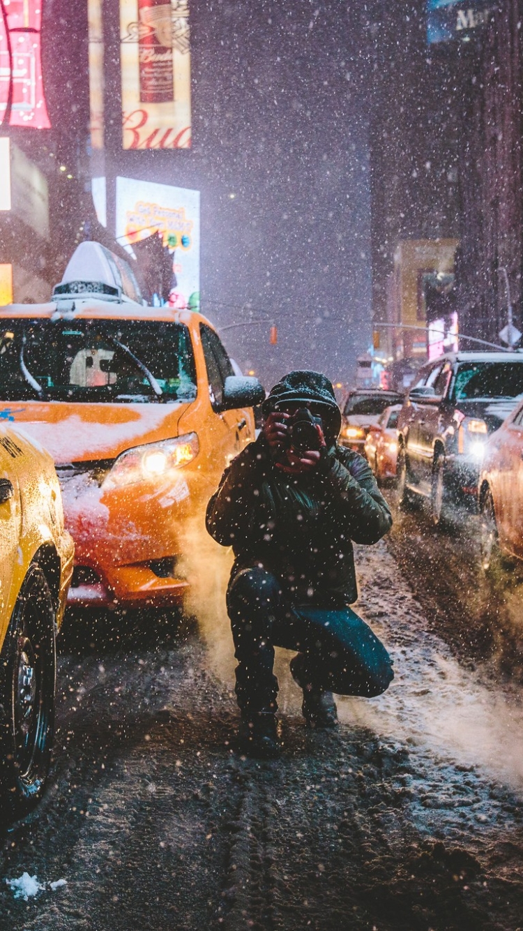 Download mobile wallpaper Winter, Night, Taxi, Usa, Car, Street, Camera, New York, Snowfall, Man Made for free.