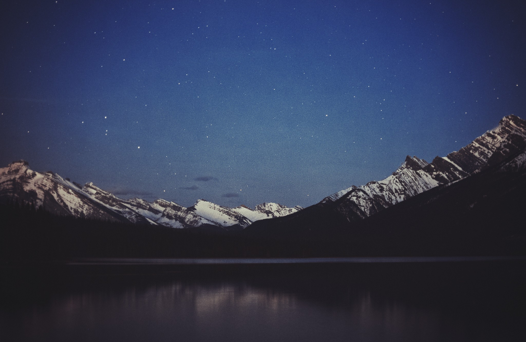 Download mobile wallpaper Mountains, Mountain, Lake, Earth for free.