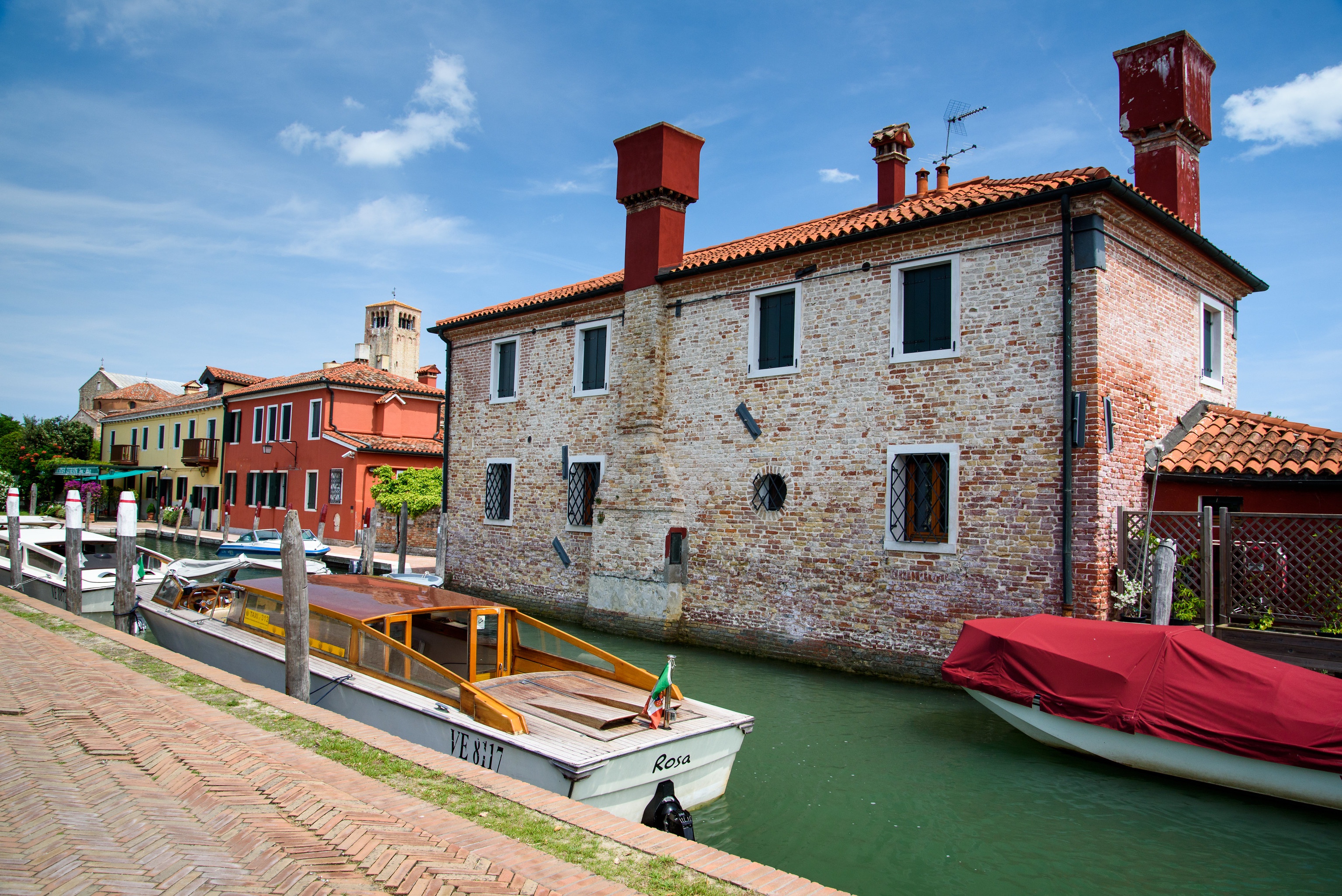 Baixar papel de parede para celular de Itália, Veneza, Casa, Barco, Canal, Veículos gratuito.