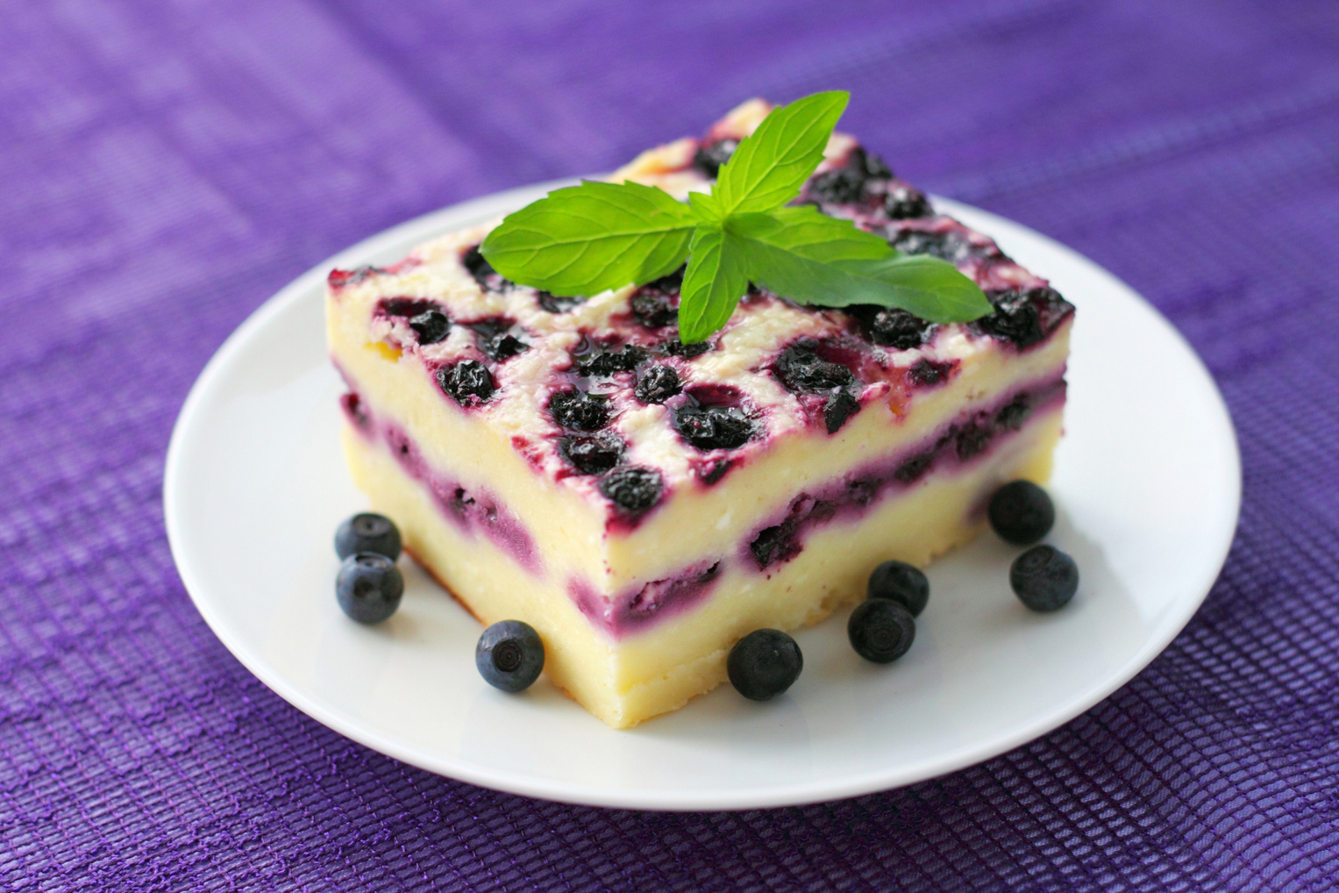 Download mobile wallpaper Food, Dessert, Blueberry, Pastry for free.