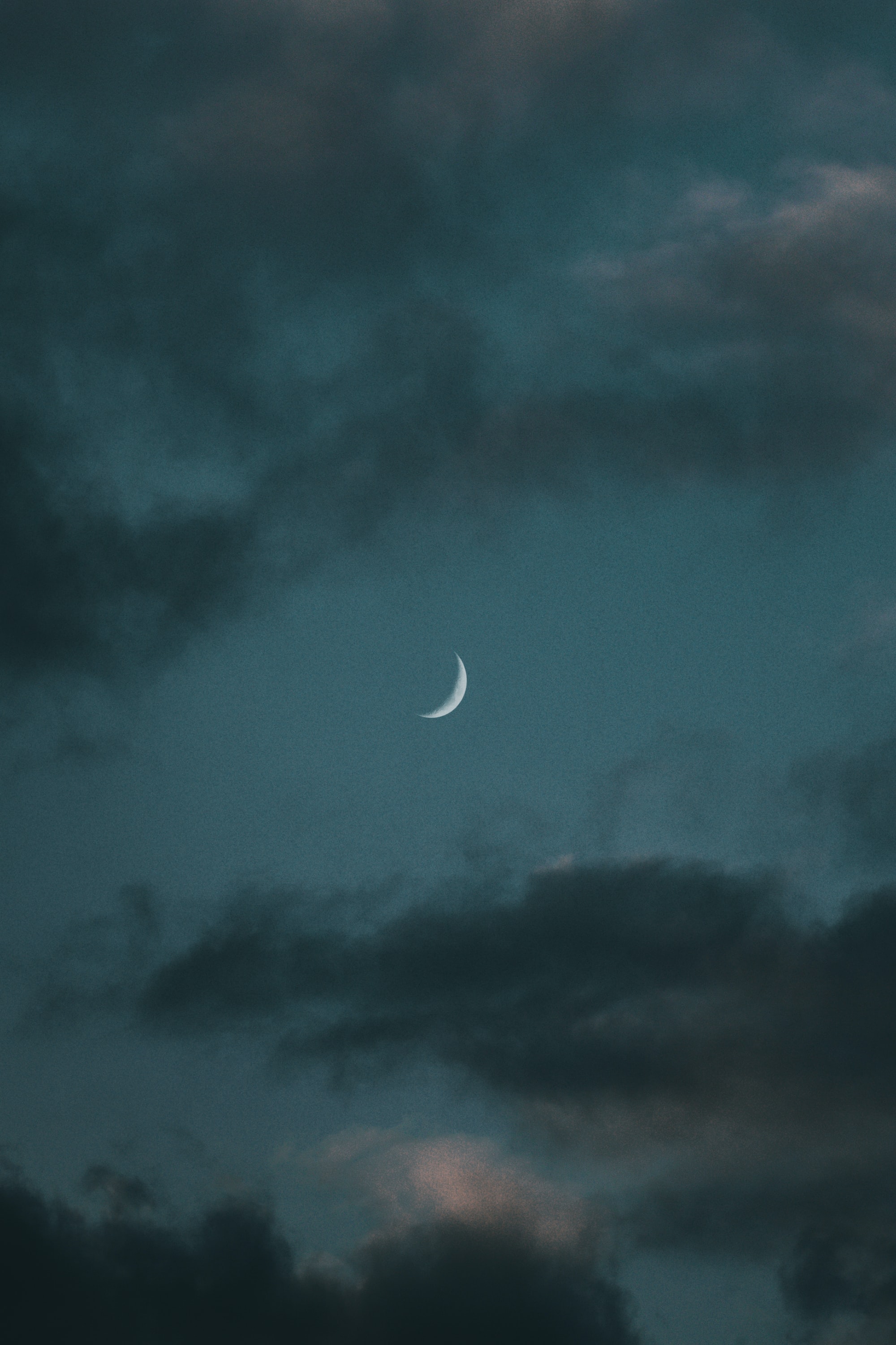 Baixe gratuitamente a imagem Natureza, Céu, Noite, Nuvens, Lua na área de trabalho do seu PC