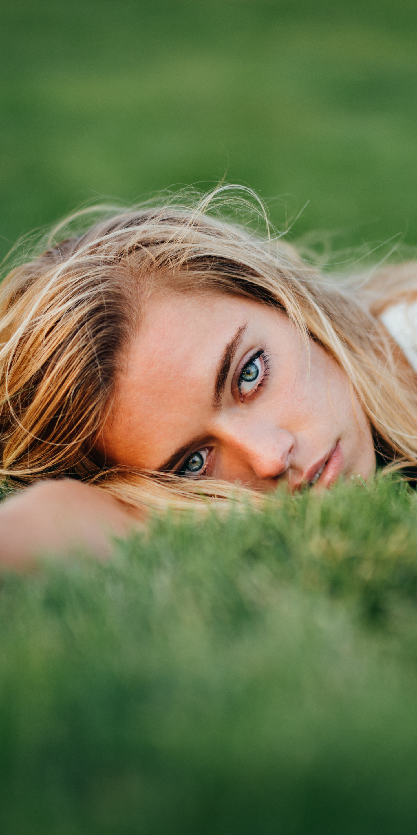 Download mobile wallpaper Grass, Blonde, Model, Women, Blue Eyes for free.