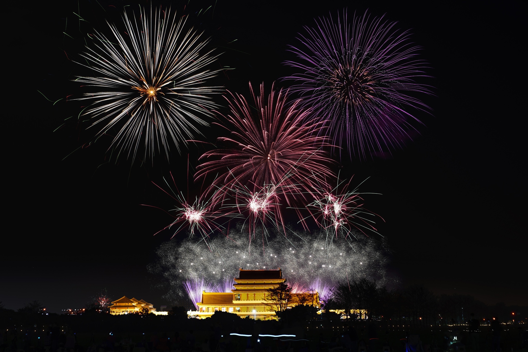 Laden Sie das Feuerwerk, Fotografie, Nacht-Bild kostenlos auf Ihren PC-Desktop herunter