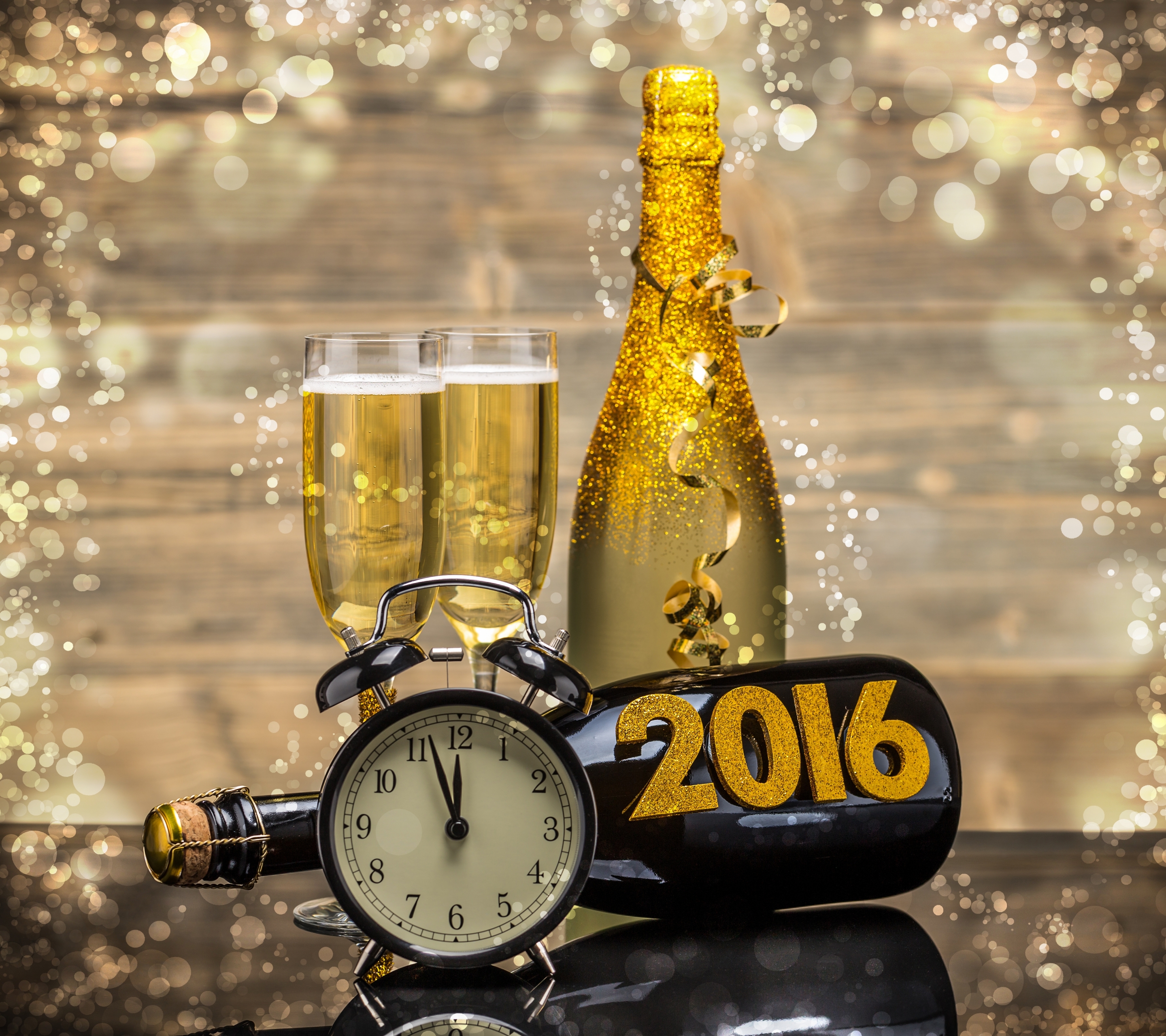 Free download wallpaper New Year, Clock, Holiday, Glass, Champagne, Bottle, New Year 2016 on your PC desktop