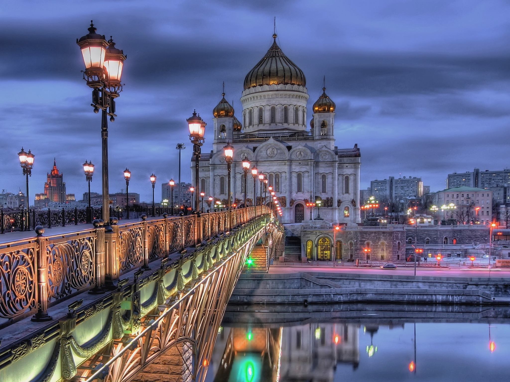 Download mobile wallpaper Bridge, Russia, Church, Cathedral, Religious, Cattedrale Di Cristo Salvatore, Cathedrals for free.
