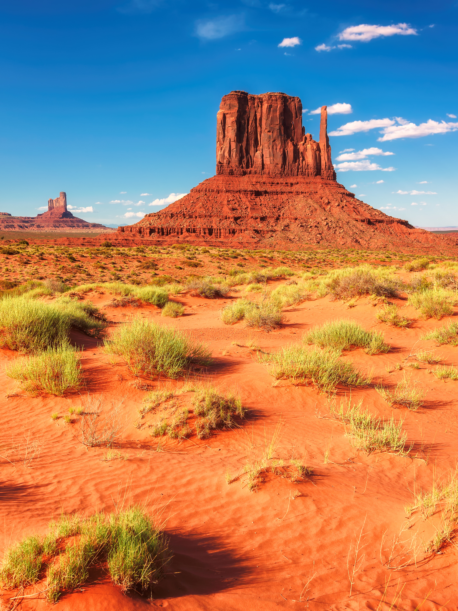 Download mobile wallpaper Landscape, Nature, Sand, Desert, Usa, Horizon, Earth, Arizona, Monument Valley for free.