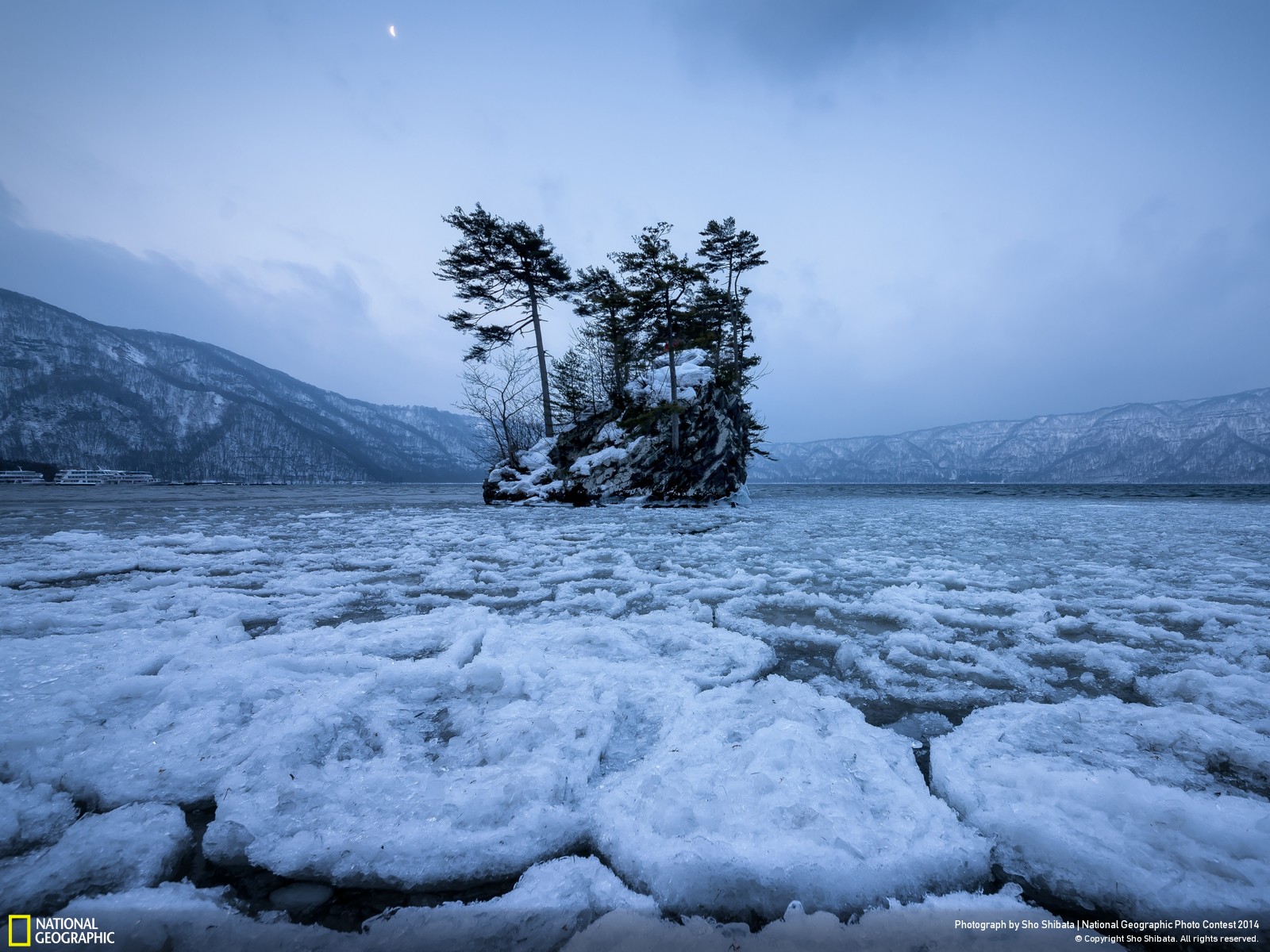 Baixe gratuitamente a imagem Gelo, Lago, Terra/natureza na área de trabalho do seu PC