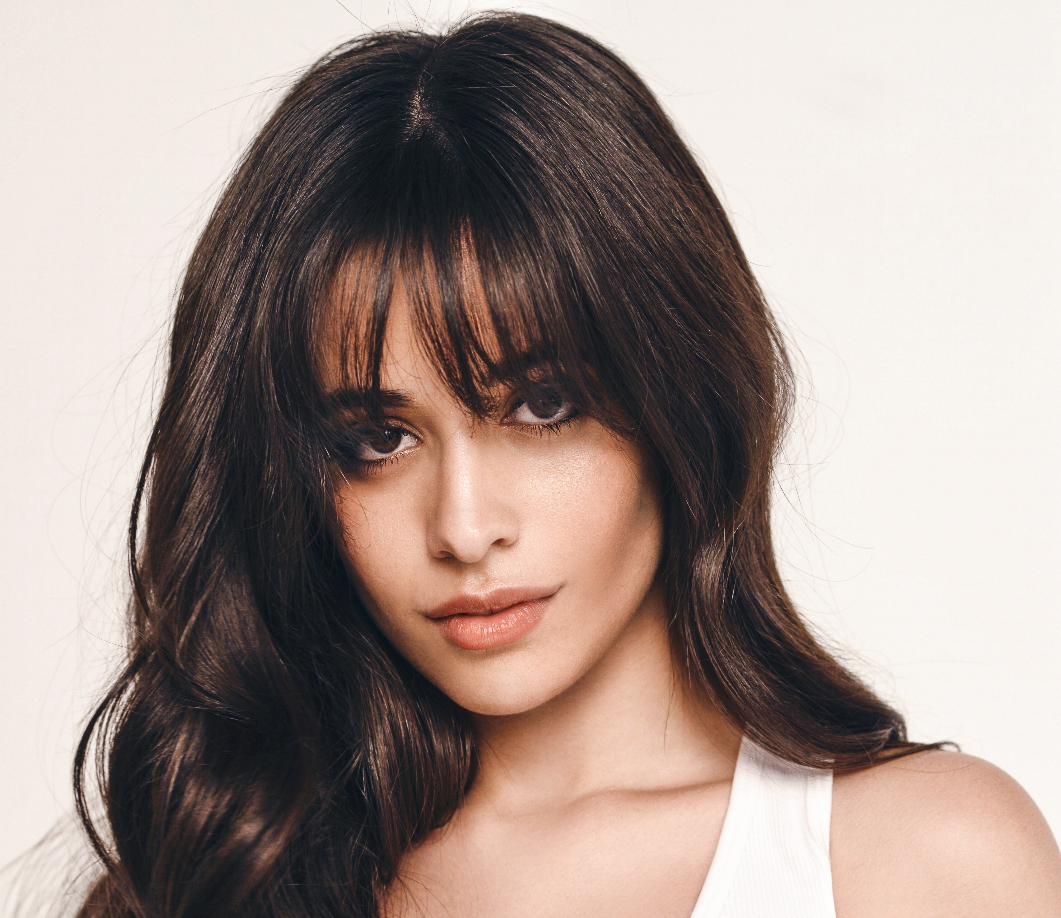 Download mobile wallpaper Music, Close Up, Singer, Face, Brunette, Brown Eyes, Latina, Camila Cabello, Cuban for free.