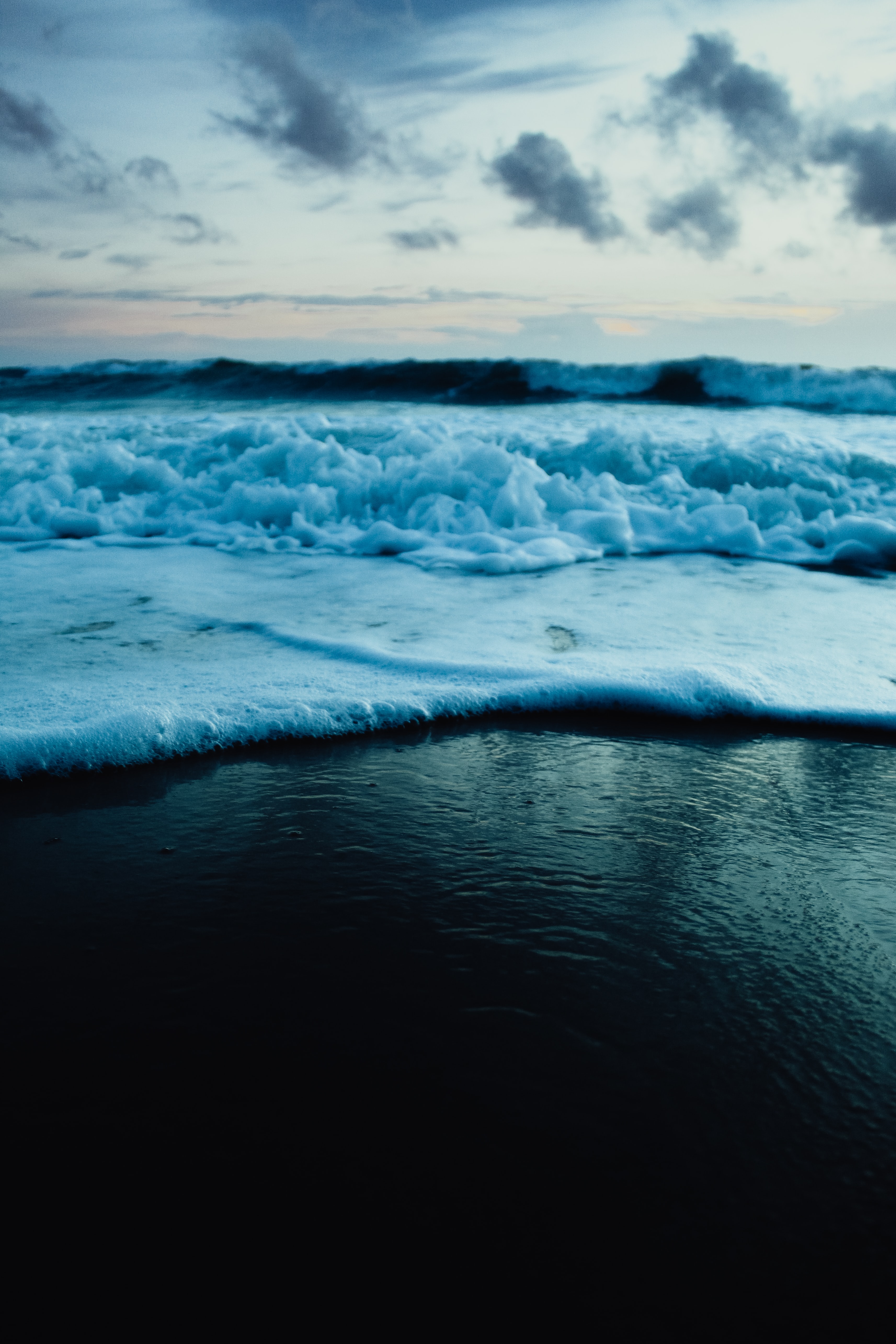 Free download wallpaper Coast, Foam, Nature, Sea, Wave on your PC desktop