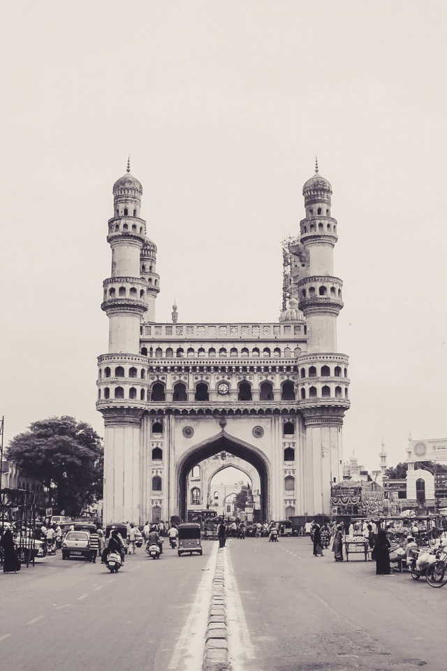 Download mobile wallpaper Building, Car, India, Vehicle, Man Made, Black & White, Charminar for free.
