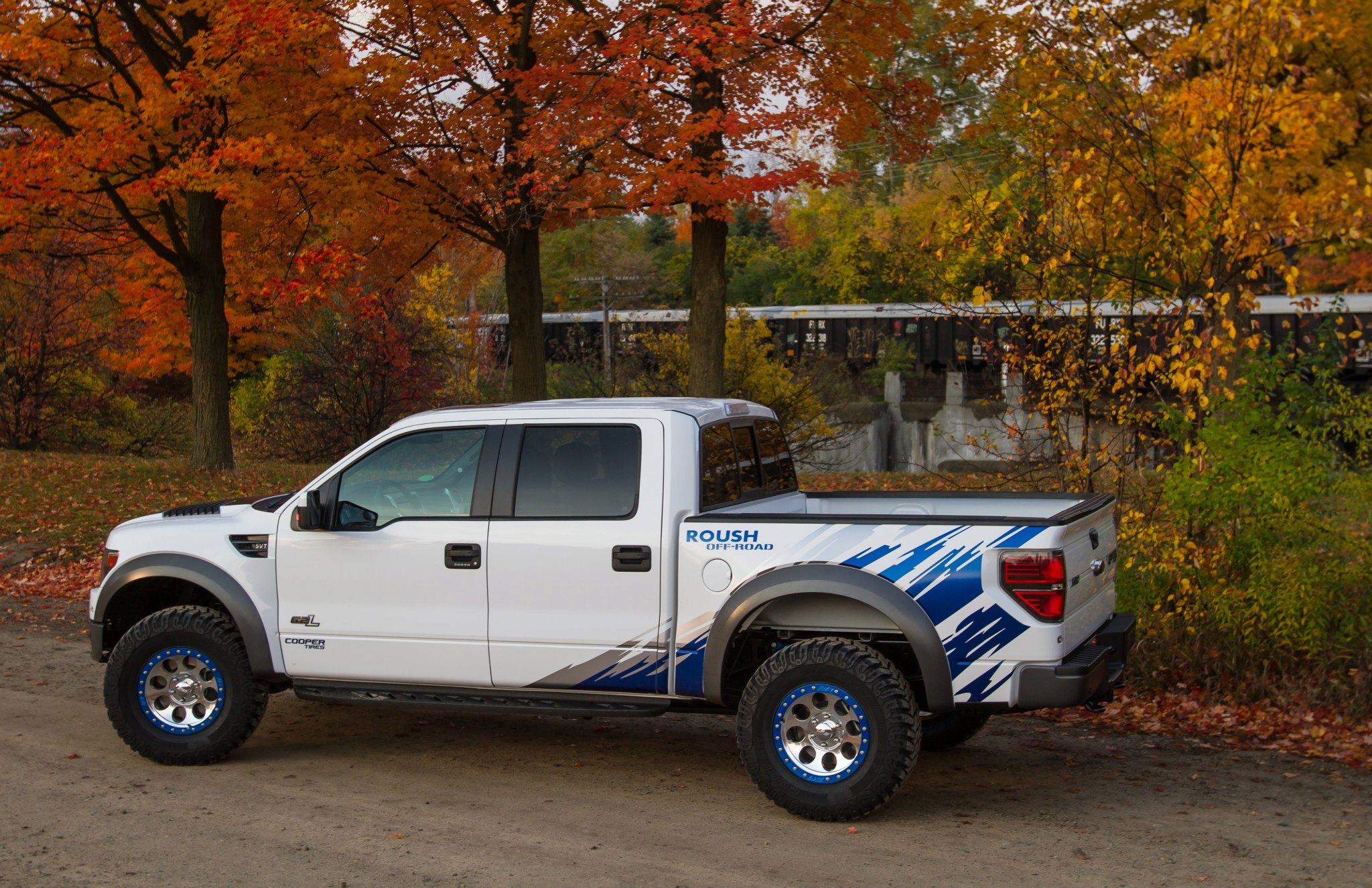 Descarga gratuita de fondo de pantalla para móvil de Ford Raptor Fase 2, Vado, Vehículos.