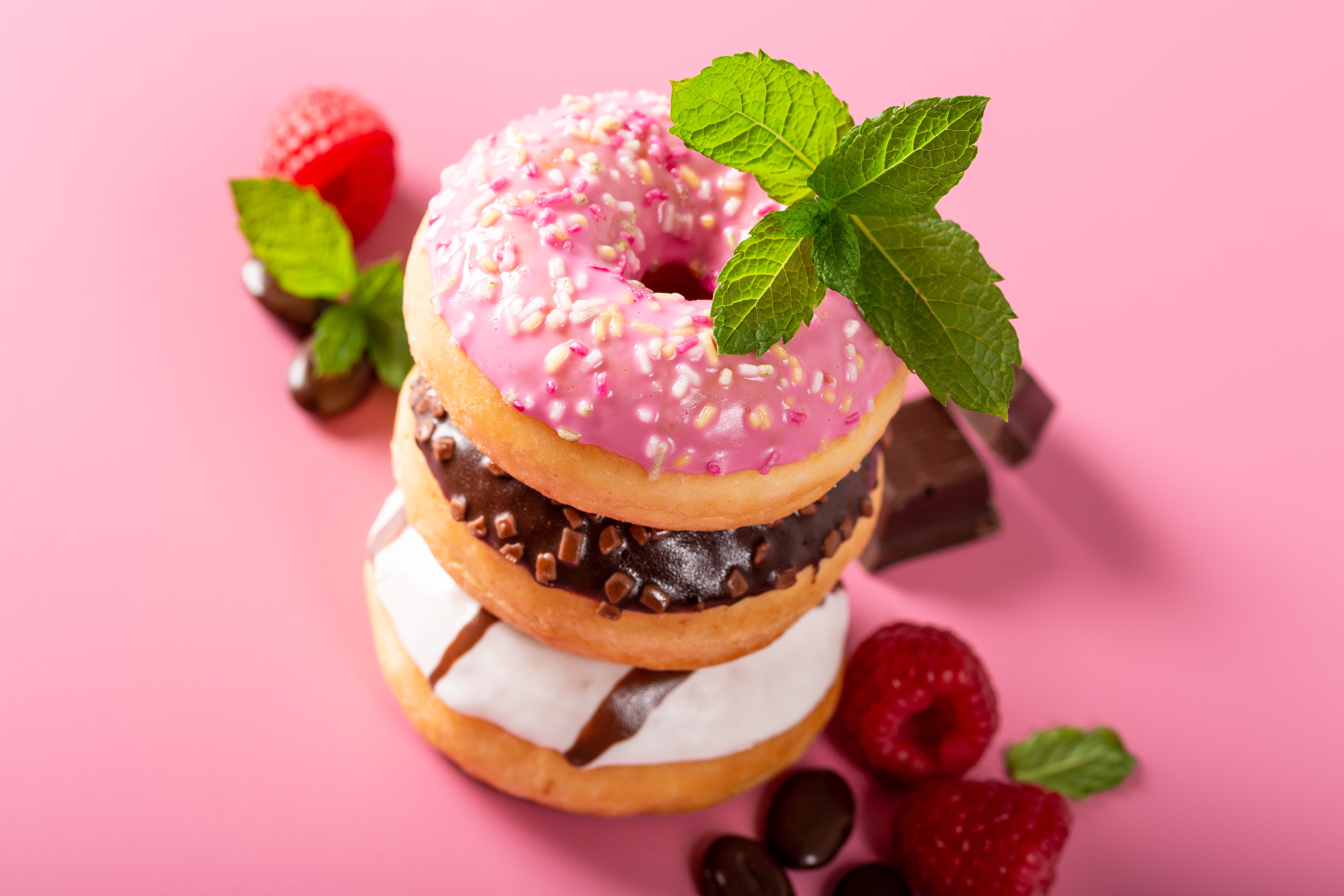 Free download wallpaper Food, Sweets, Doughnut on your PC desktop