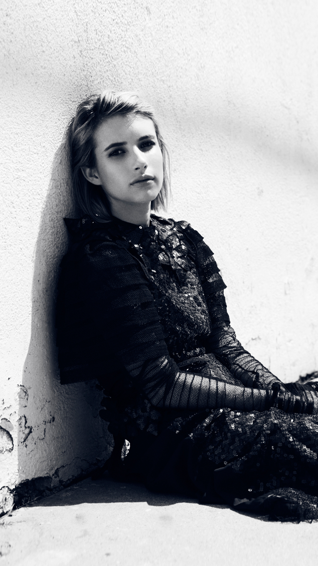 Download mobile wallpaper American, Celebrity, Black & White, Actress, Emma Roberts for free.