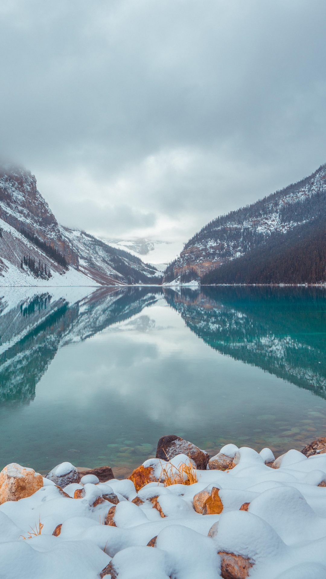 Download mobile wallpaper Winter, Snow, Lakes, Lake, Earth, Lake Louise for free.