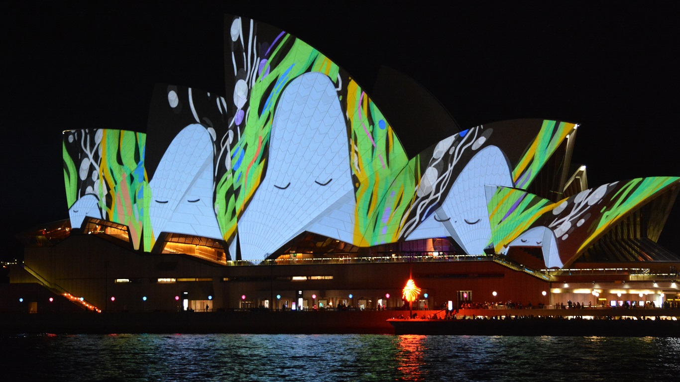 Laden Sie das Architektur, Sydney, Licht, Farben, Bunt, Australien, Nacht, Festival, Opernhaus In Sydney, Menschengemacht-Bild kostenlos auf Ihren PC-Desktop herunter
