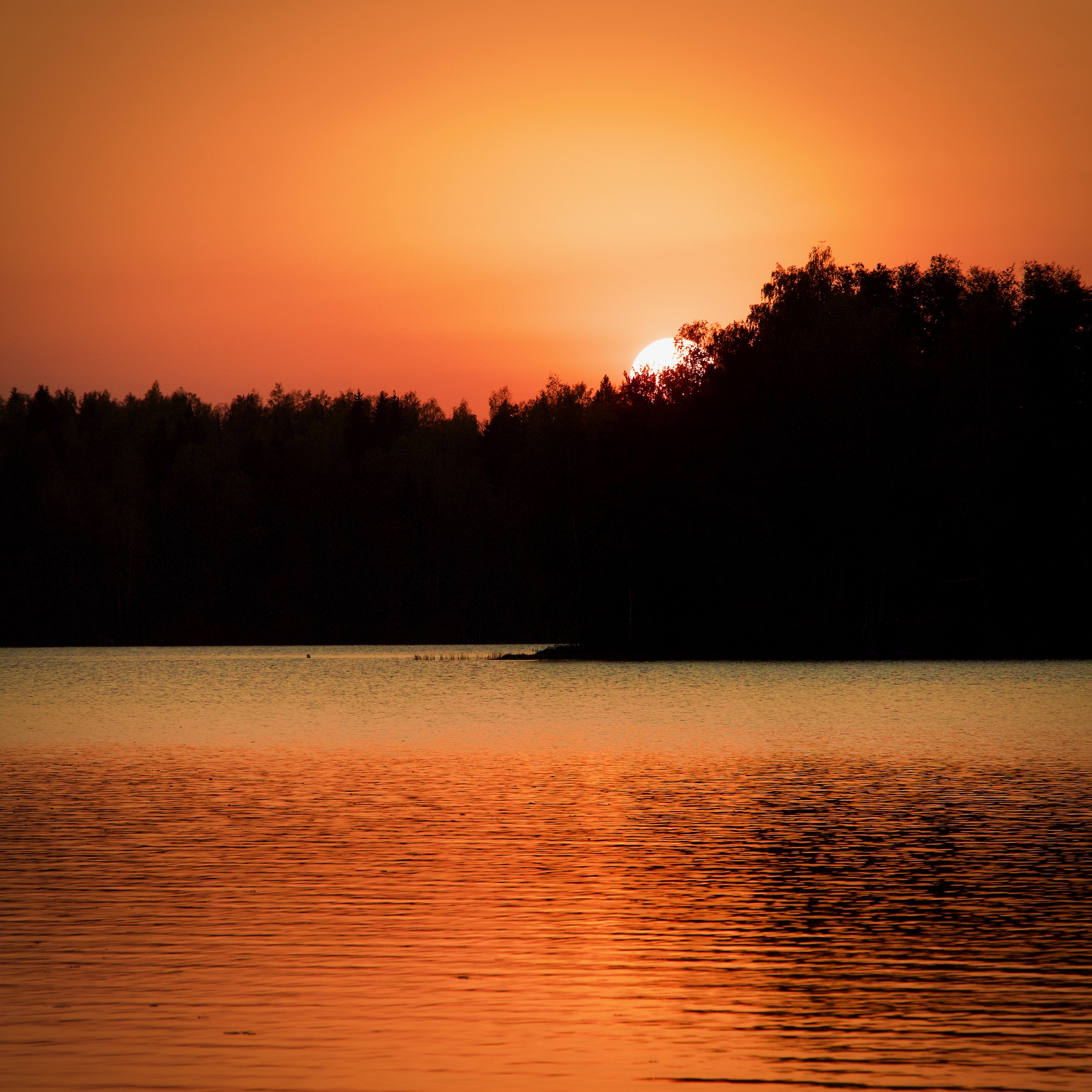 Free download wallpaper Nature, Water, Sunset, Twilight, Reflection, Dusk, Lake on your PC desktop