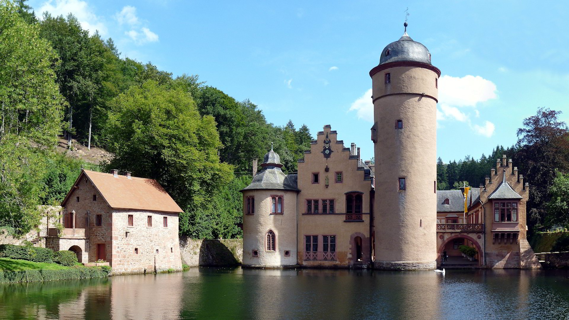 Laden Sie Schloss Mespelbrunn HD-Desktop-Hintergründe herunter