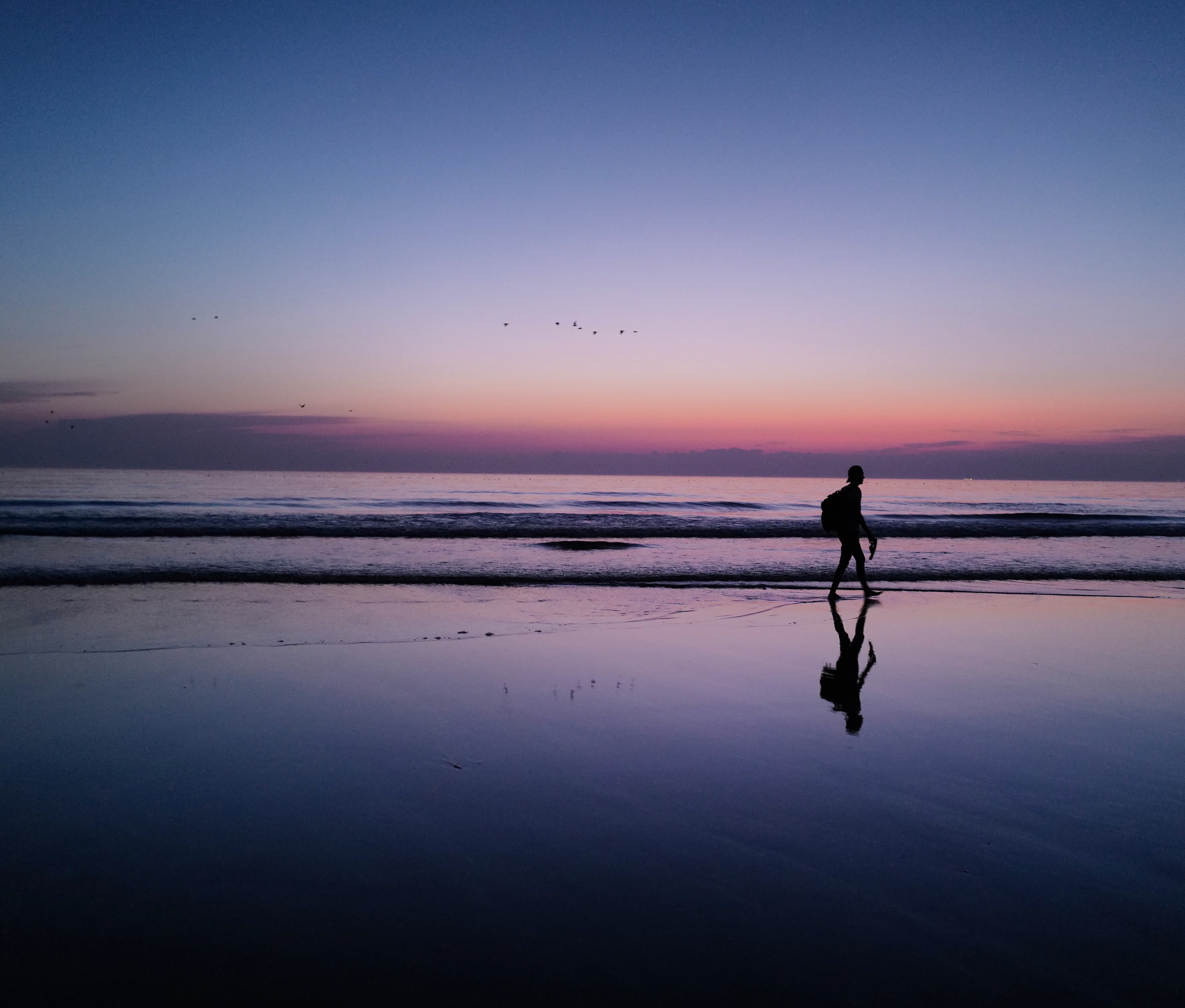Horizontal Wallpaper beach, dark, silhouette, loneliness