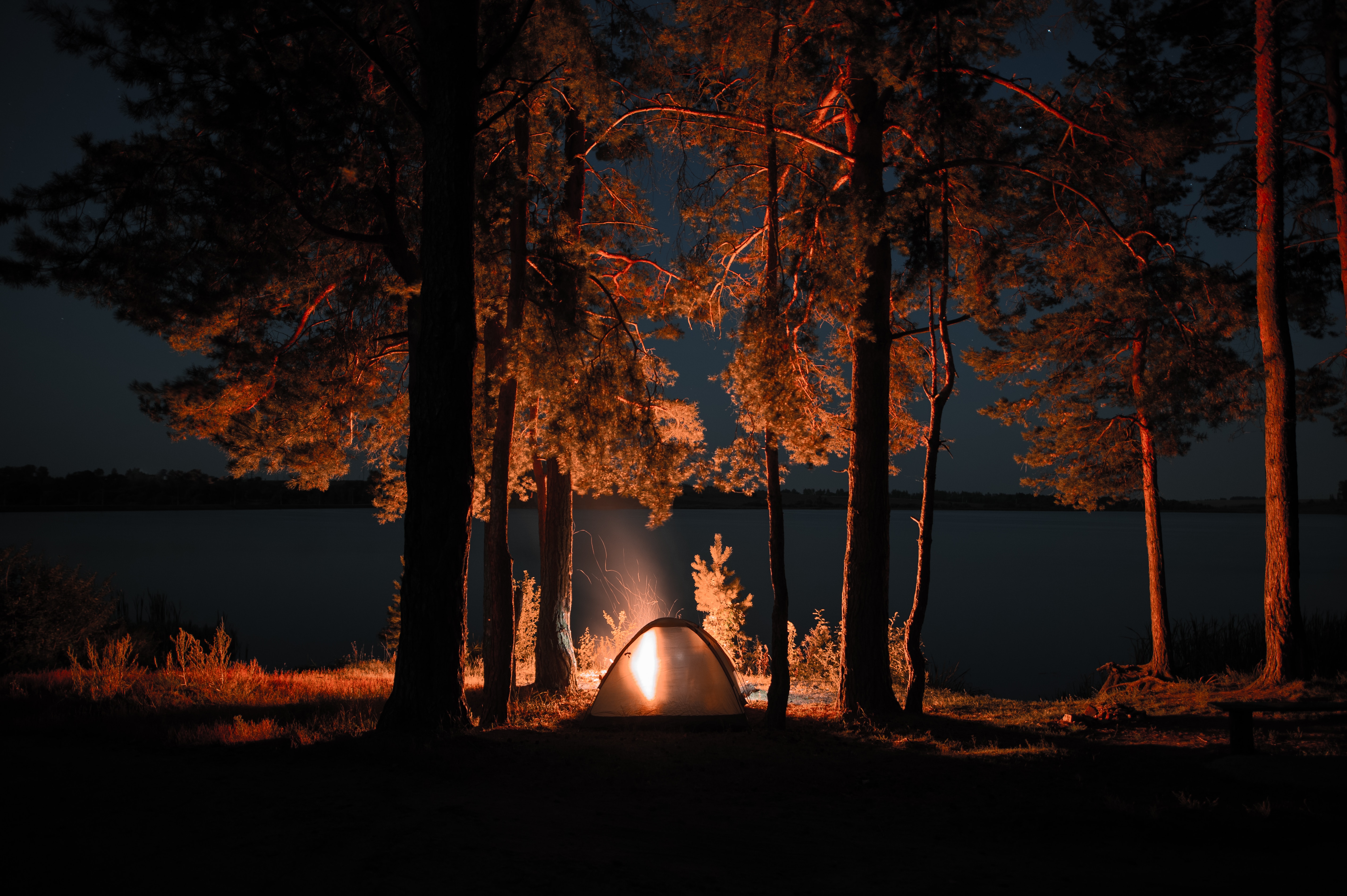 153363 Bild herunterladen natur, bonfire, übernachtung, dunkel, zelt, camping, campingplatz - Hintergrundbilder und Bildschirmschoner kostenlos