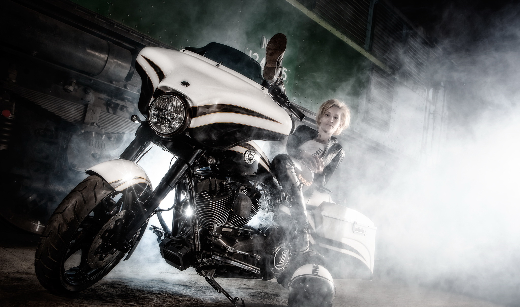 Laden Sie das Motorrad, Frauen, Mädchen & Motorräder-Bild kostenlos auf Ihren PC-Desktop herunter