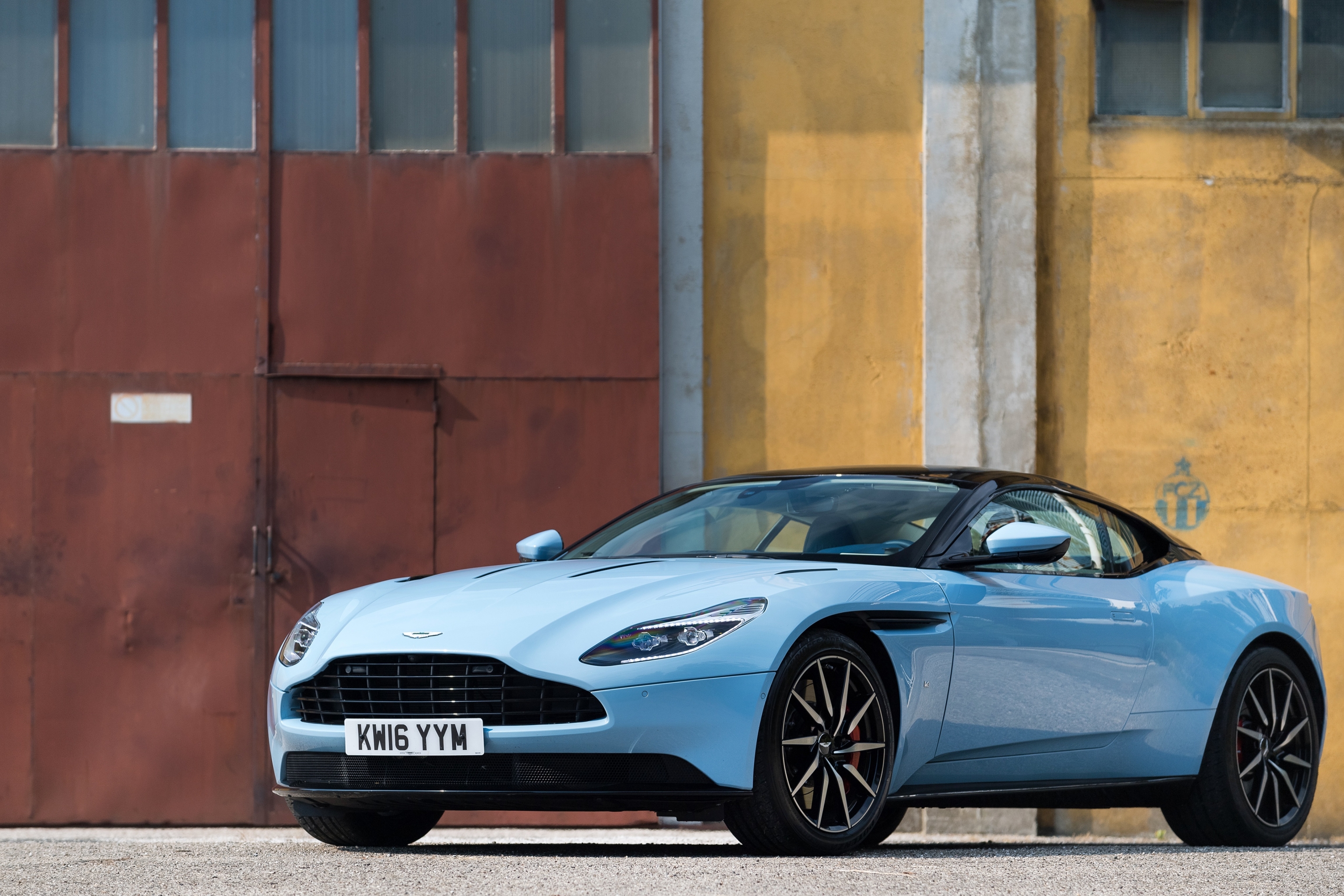 Descarga gratuita de fondo de pantalla para móvil de Aston Martin, Gran Turismo, Aston Martin Db11, Vehículos.