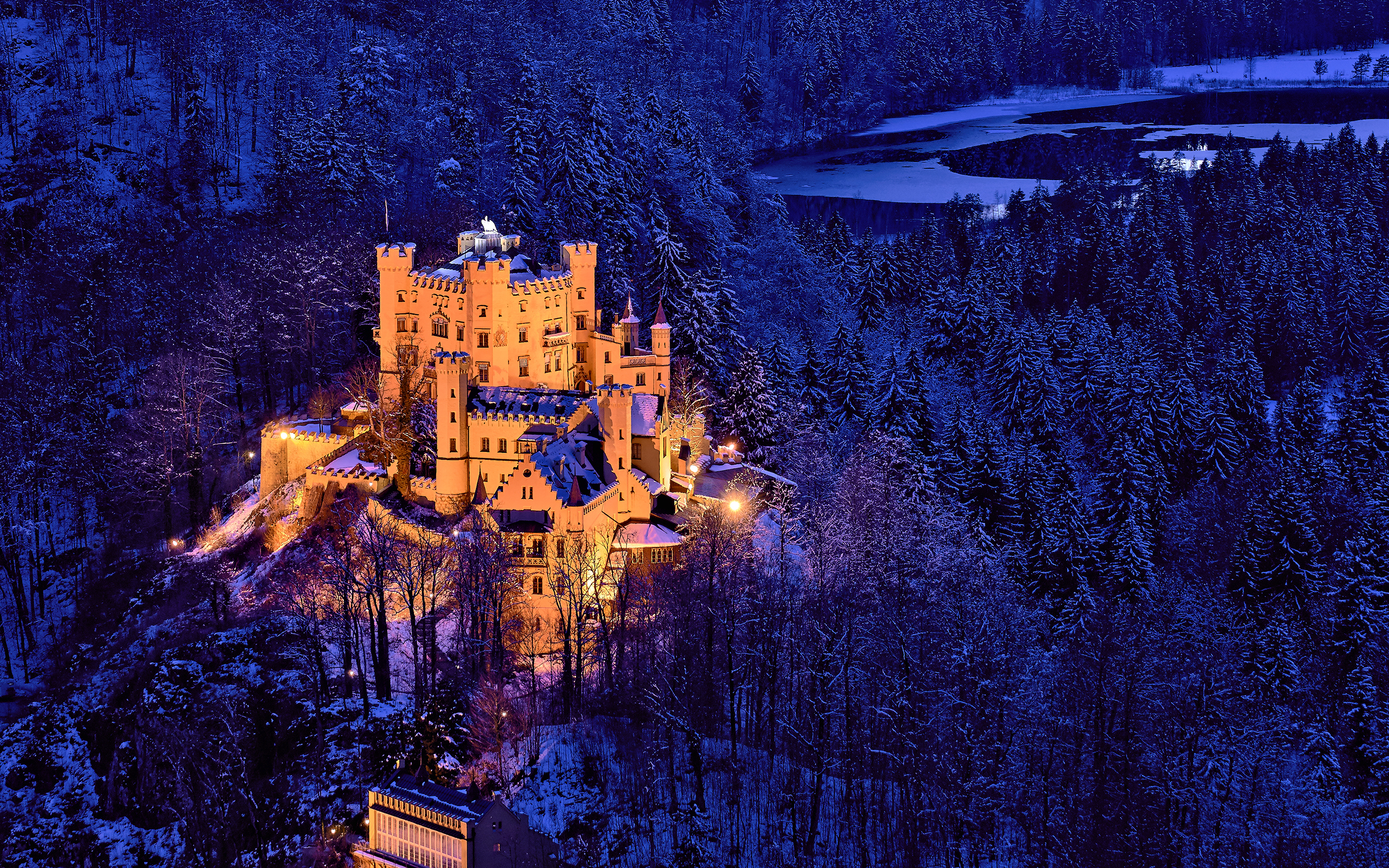 392535 baixar imagens feito pelo homem, castelo hohenschwangau, arquitetura, castelo, neve, castelos - papéis de parede e protetores de tela gratuitamente