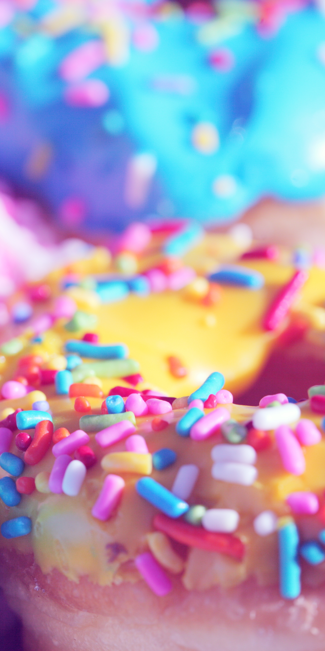 Download mobile wallpaper Food, Close Up, Sweets, Doughnut for free.