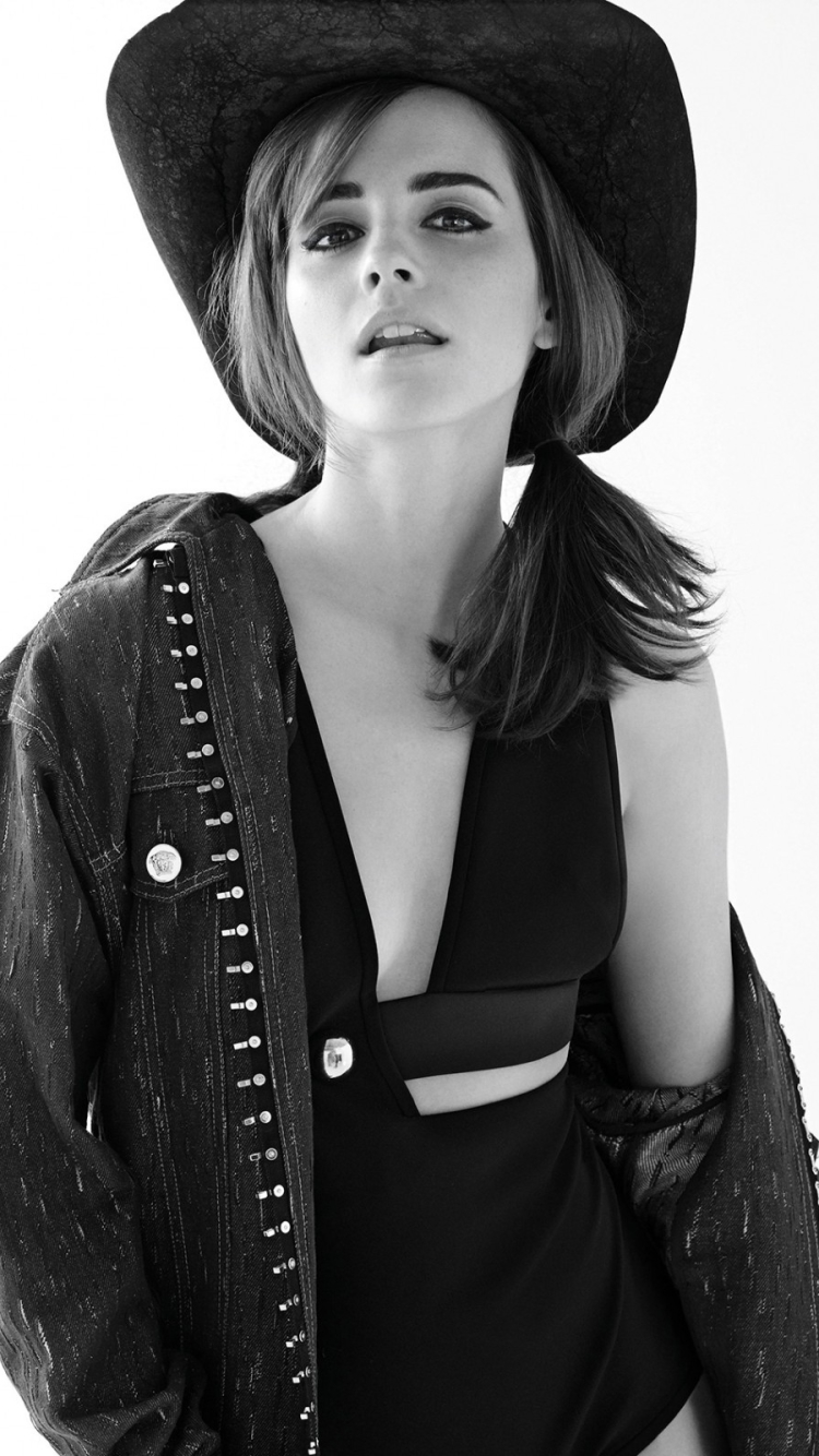 Download mobile wallpaper Emma Watson, English, Hat, Celebrity, Black & White, Actress for free.