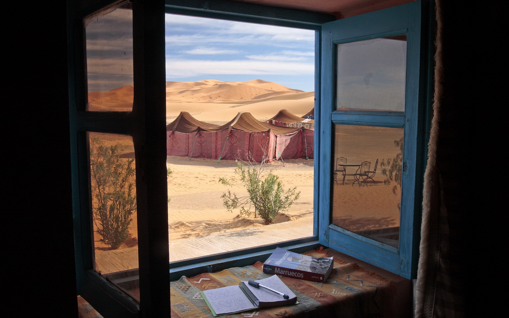 Téléchargez des papiers peints mobile Fenêtre, Construction Humaine gratuitement.