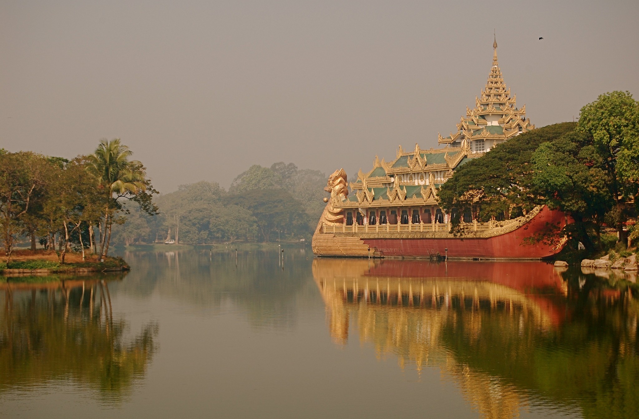 343225 завантажити шпалери створено людиною, каравейк, м'янма, янгон, палаци - заставки і картинки безкоштовно