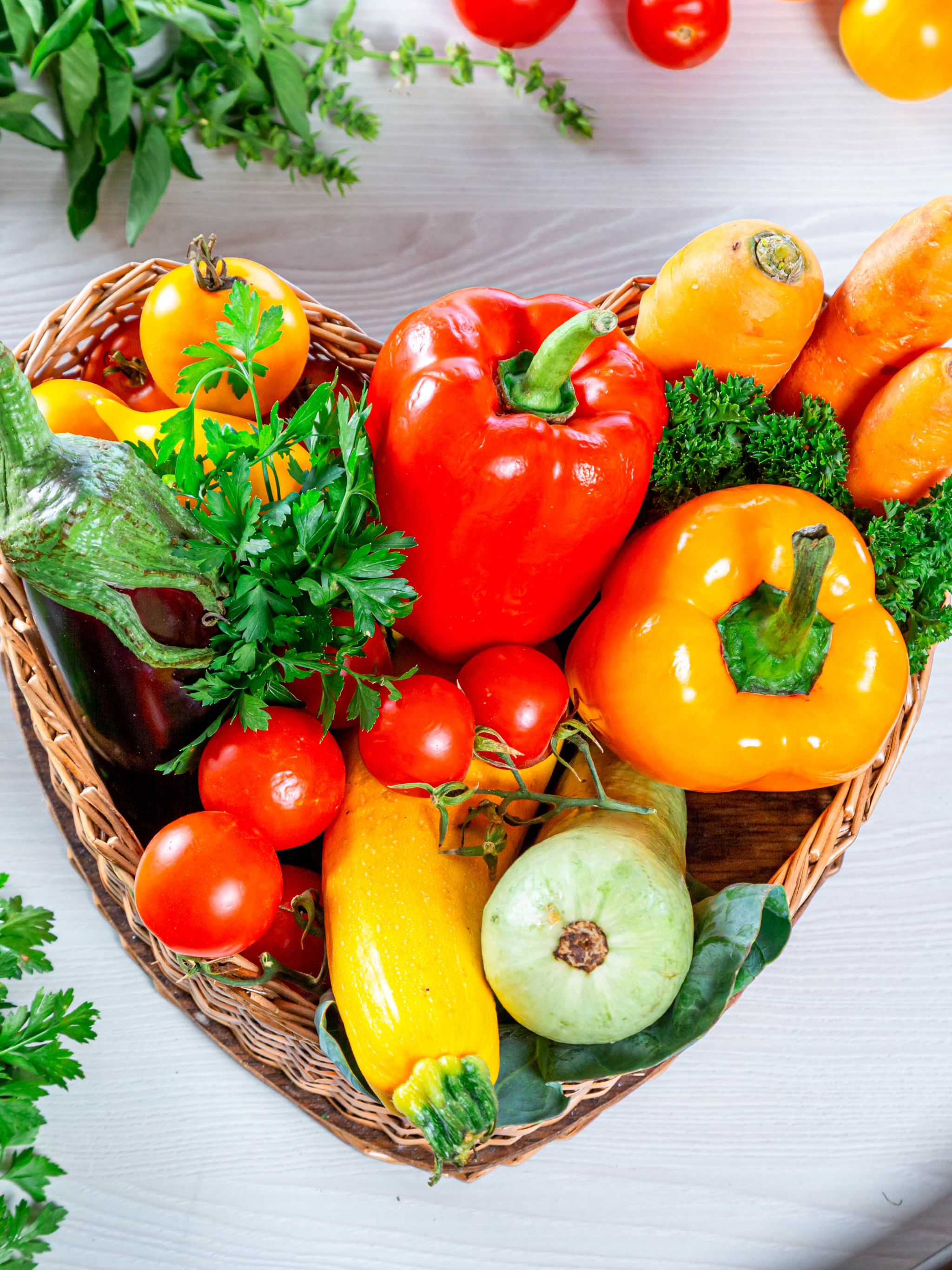 Handy-Wallpaper Gemüse, Pfeffer, Tomate, Karotte, Nahrungsmittel, Stillleben kostenlos herunterladen.