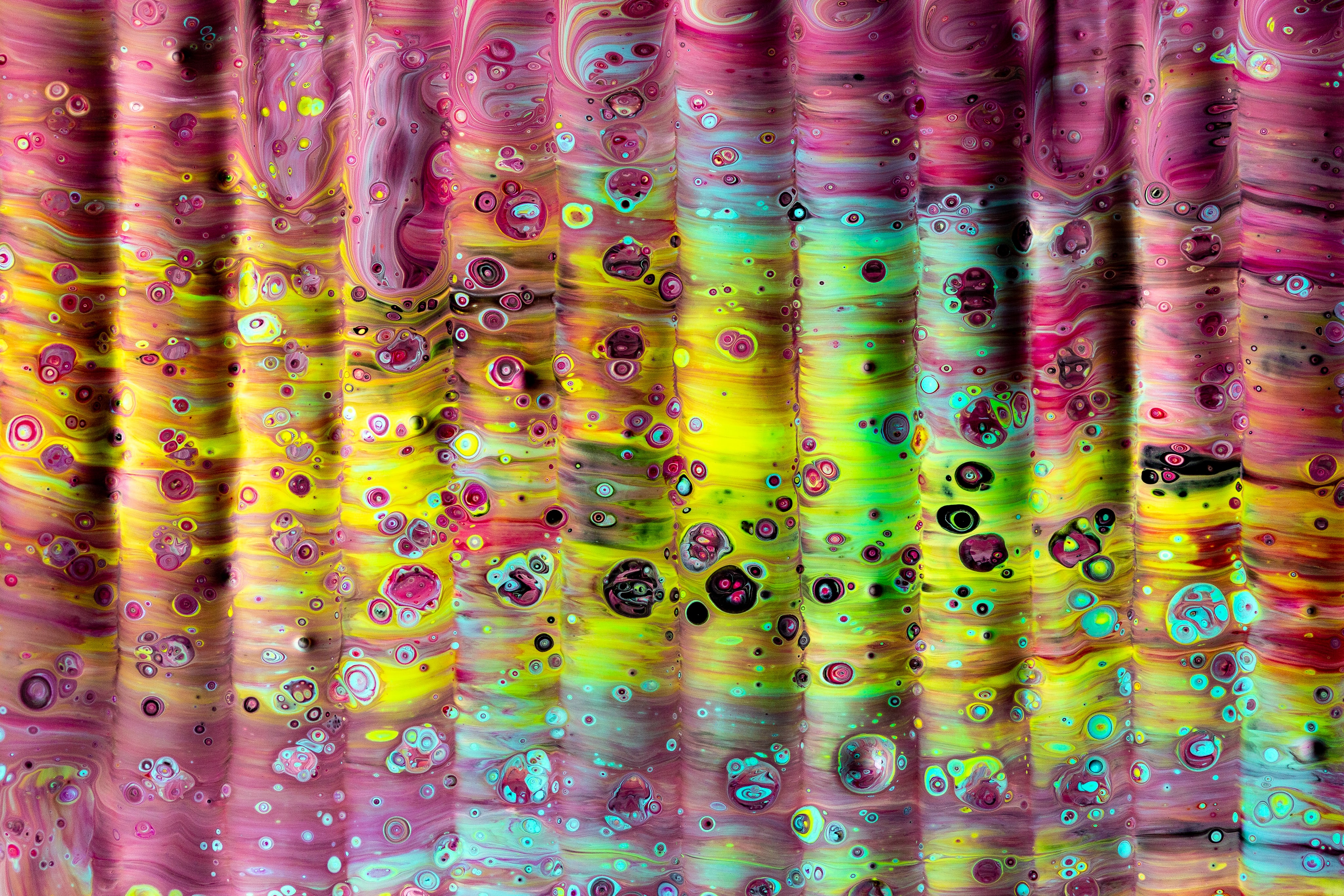 Handy-Wallpaper Waves, Motley, Scheidungen, Mehrfarbig, Farbe, Flüssigkeit, Abstrakt kostenlos herunterladen.