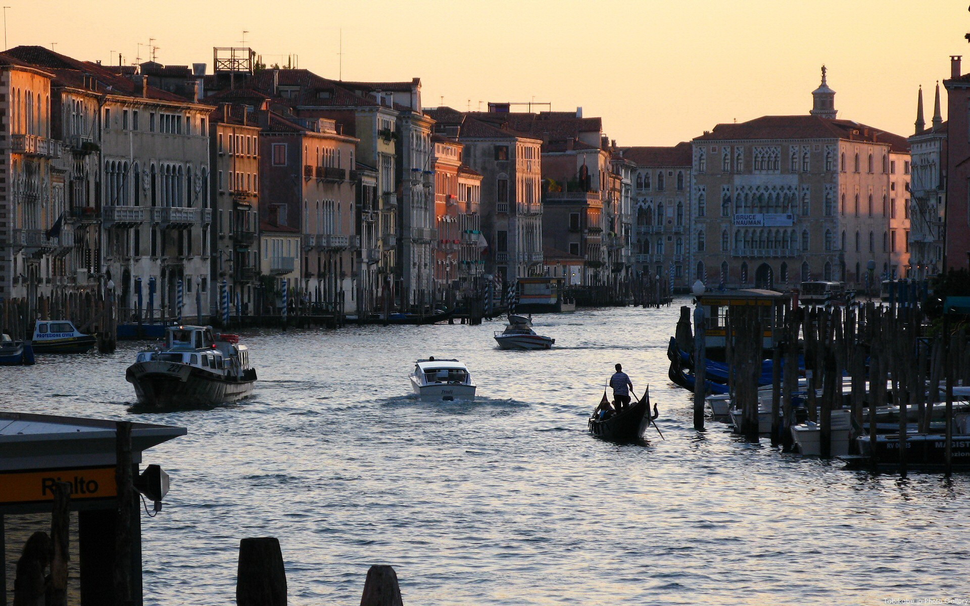 Free download wallpaper Cities, Italy, Venice, Man Made on your PC desktop
